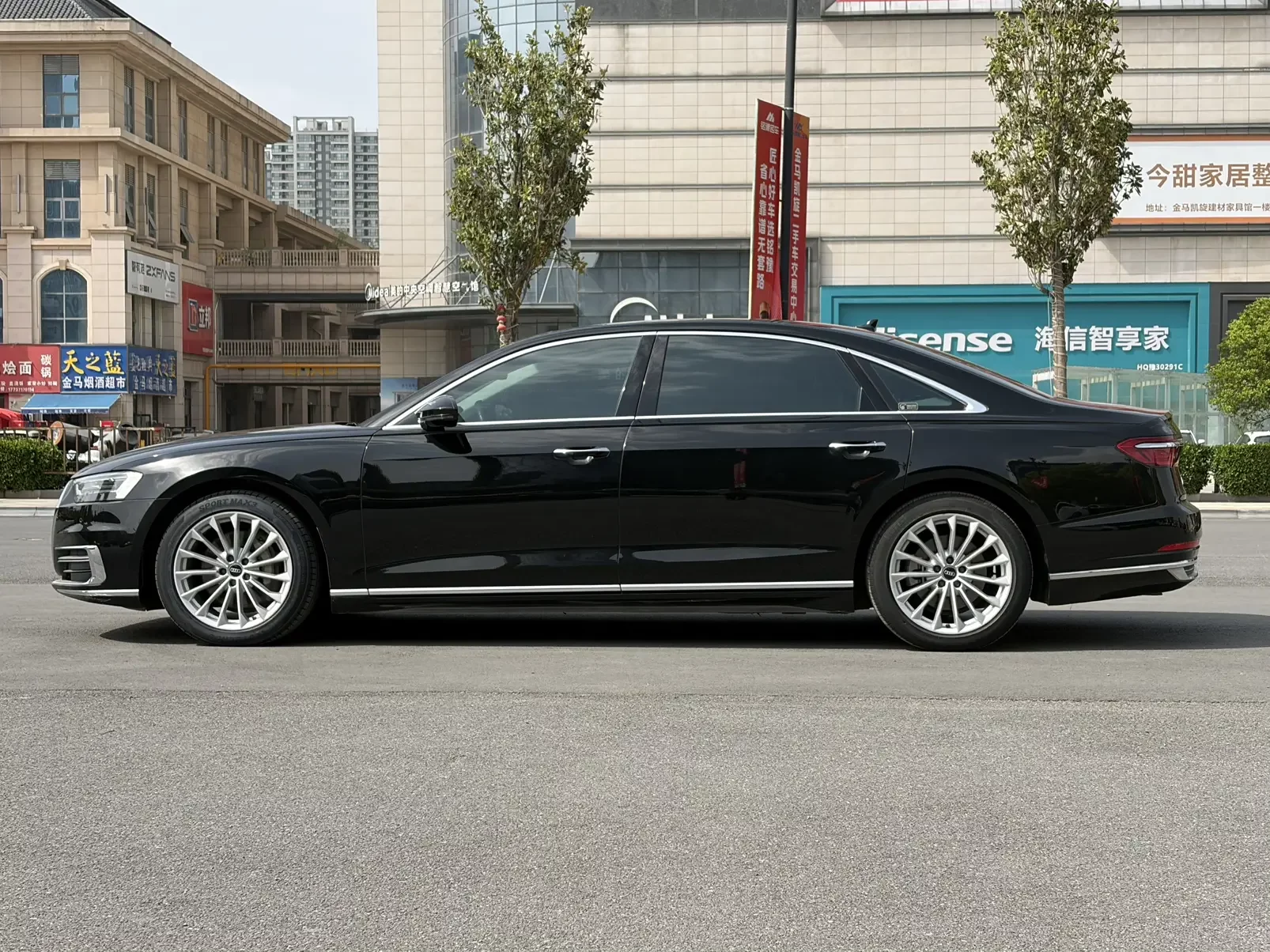 Audi A8