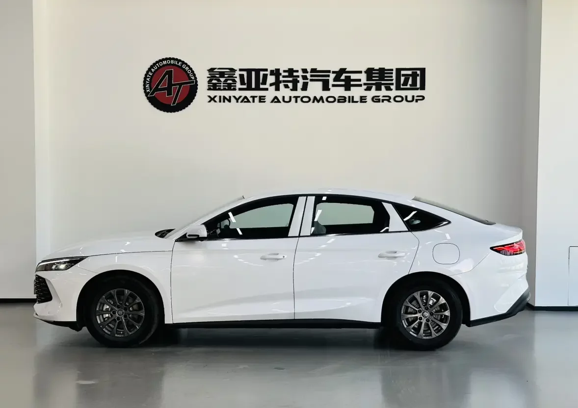 BYD Qin L DM