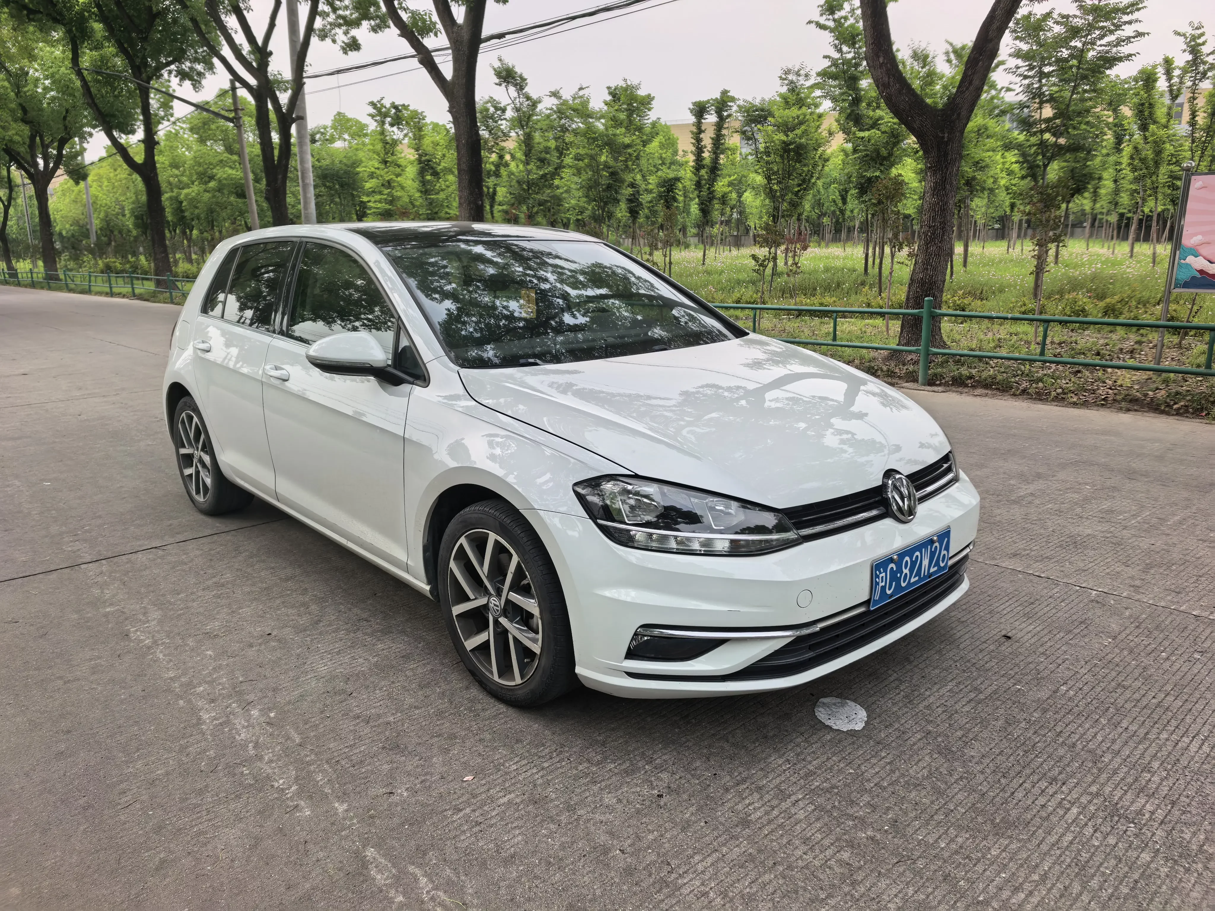 Volkswagen golf
