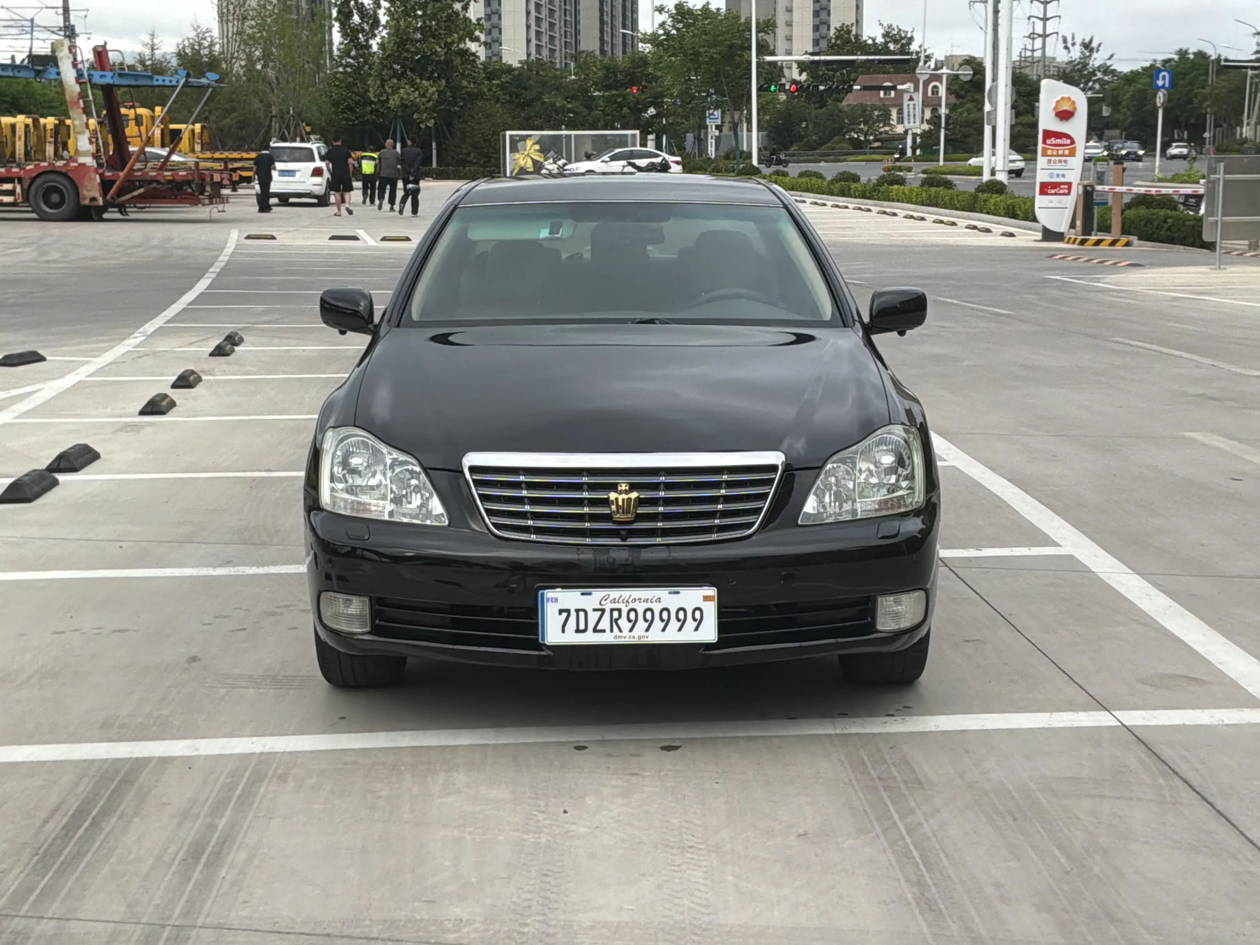 Toyota crown