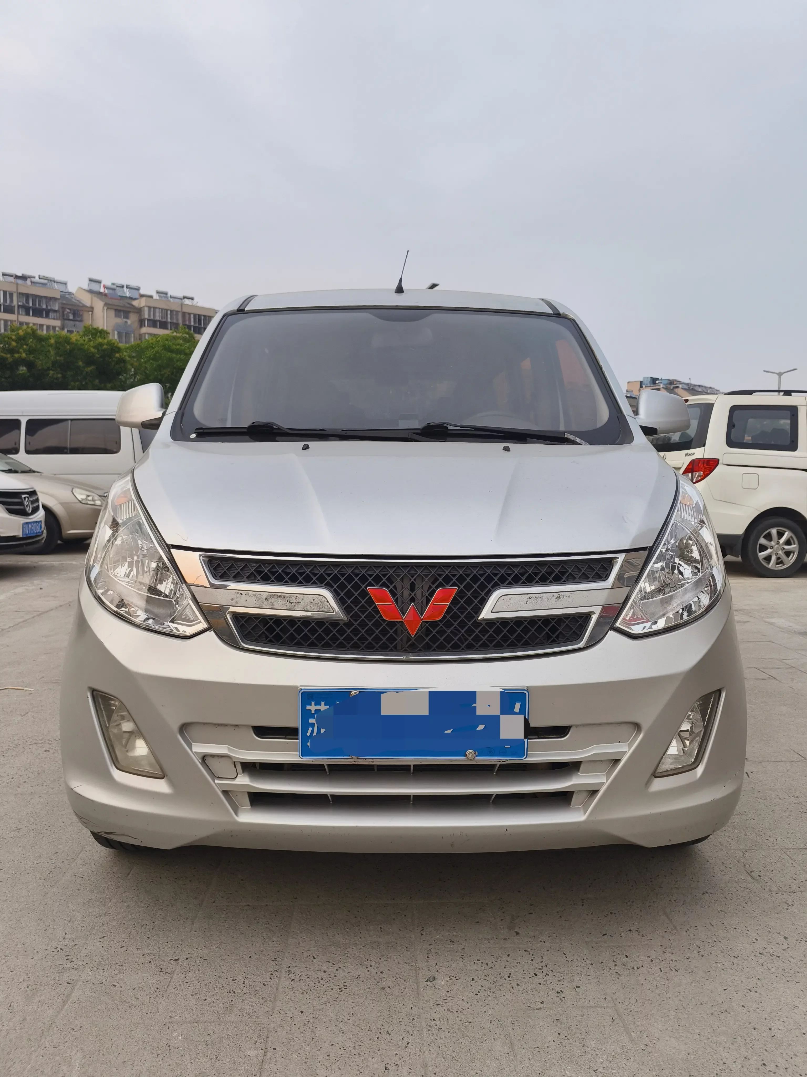 Wuling Rongguang V