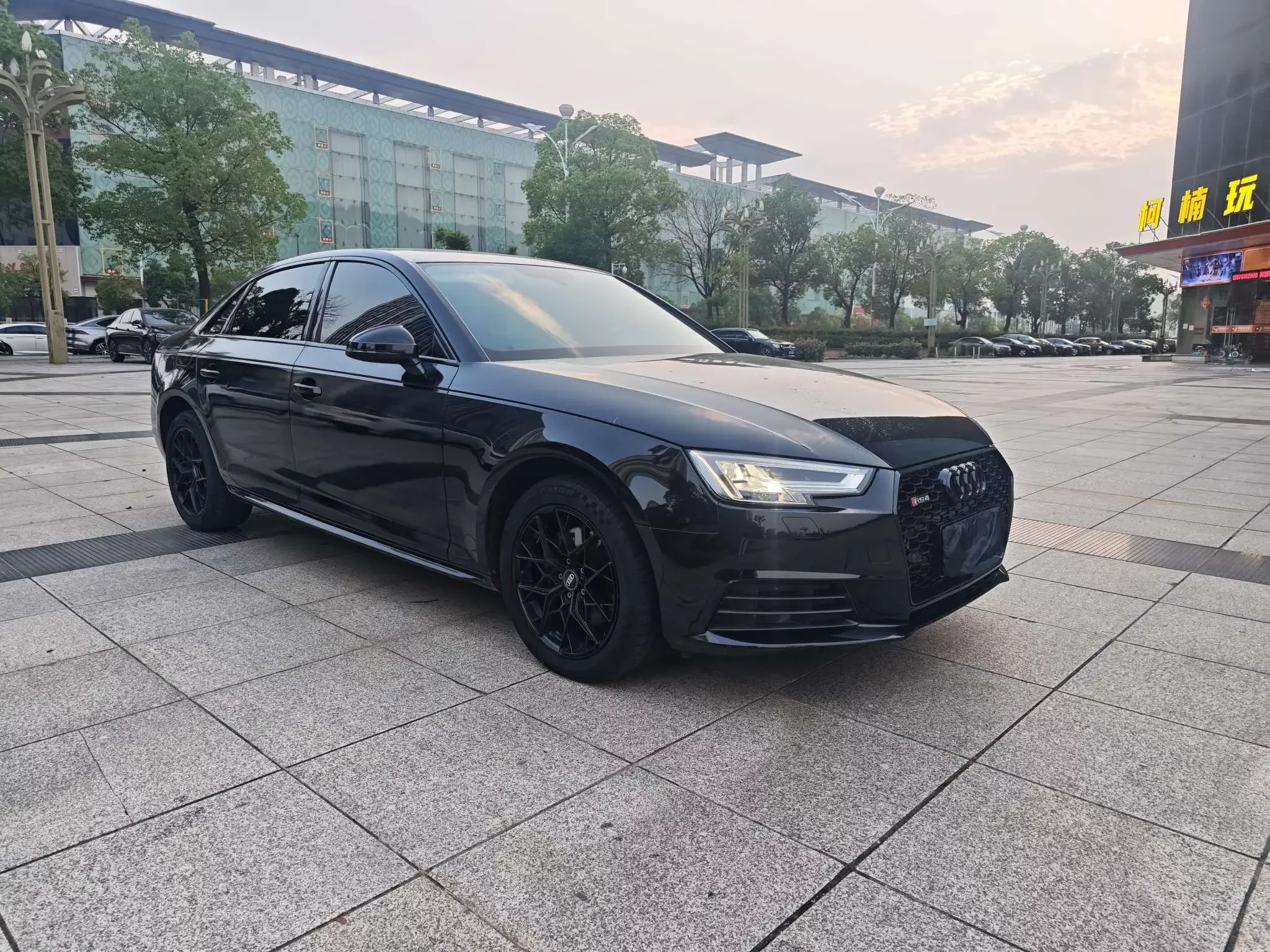 Audi A4L