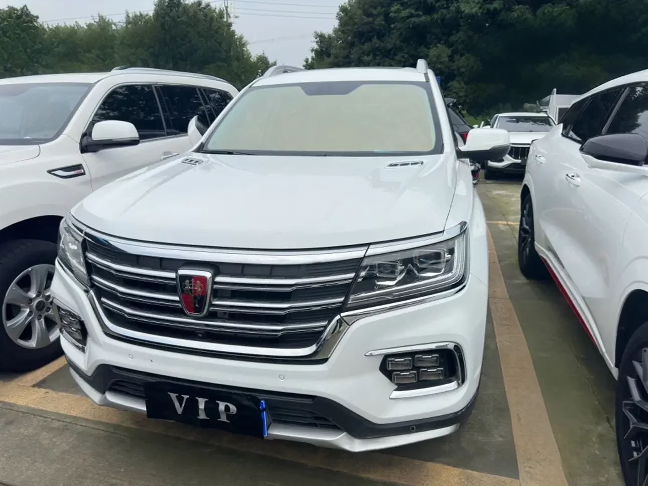 Roewe RX8