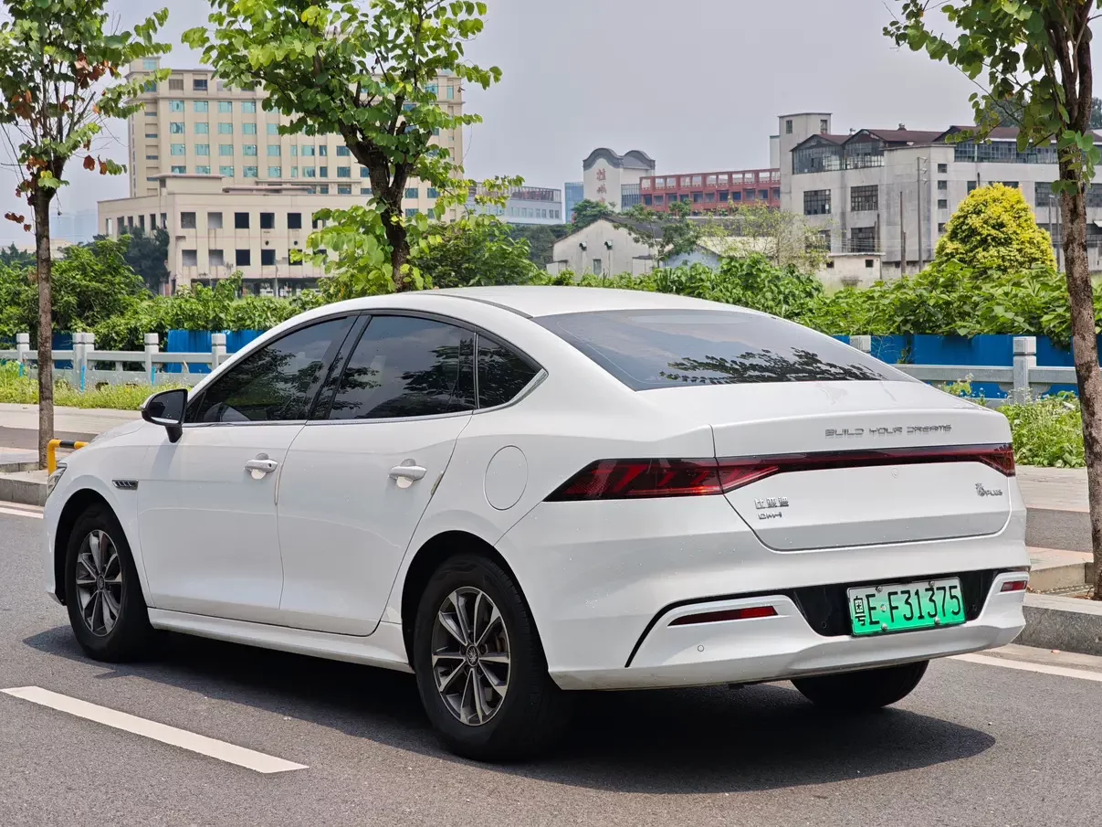 BYD Qin PLUS DM