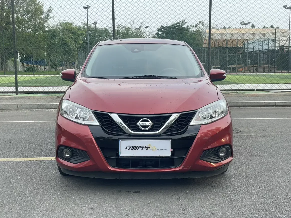 Nissan Tiida