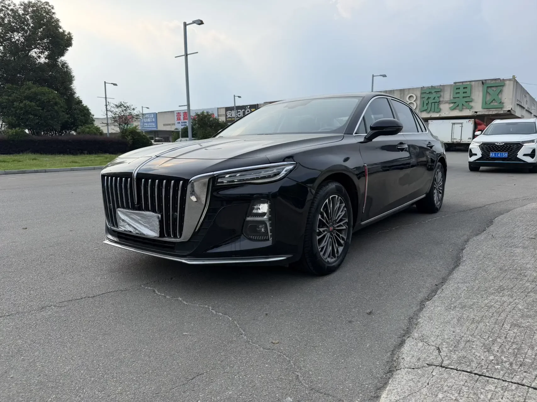 Hongqi H5