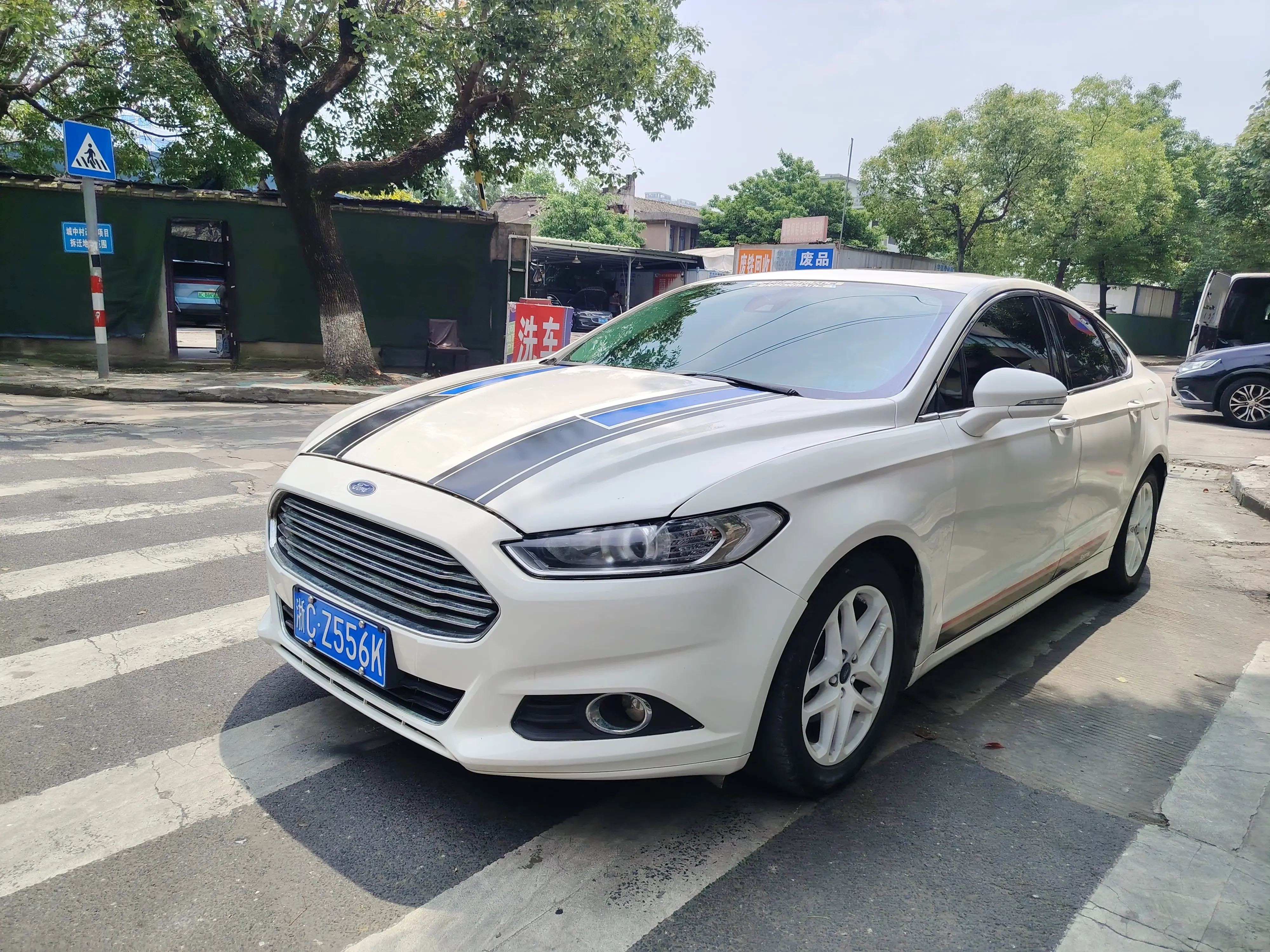 Ford Mondeo