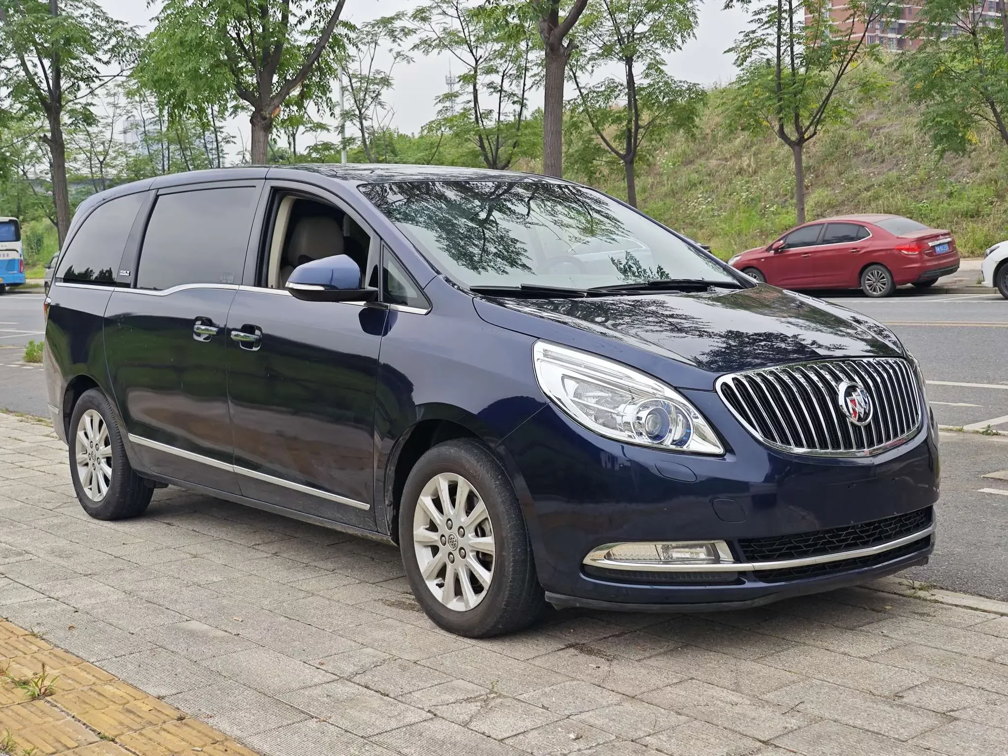 Buick GL8