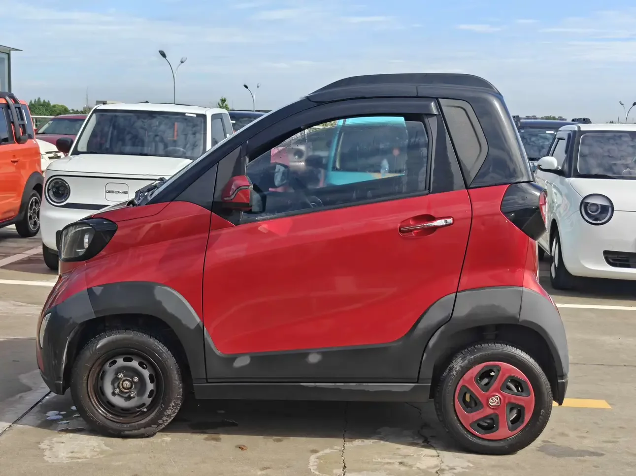 Baojun E100