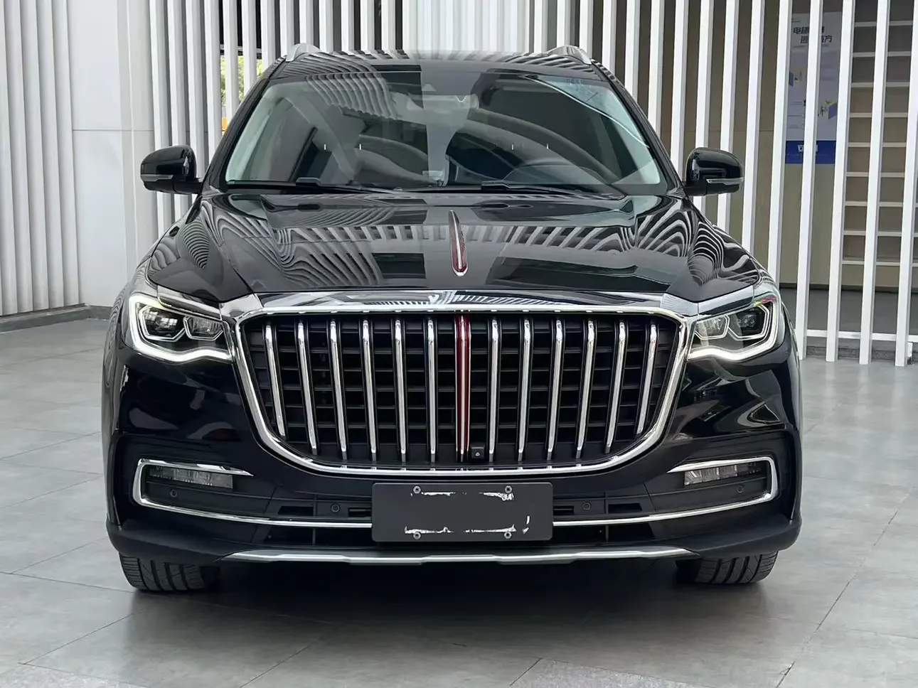 Hongqi HS7