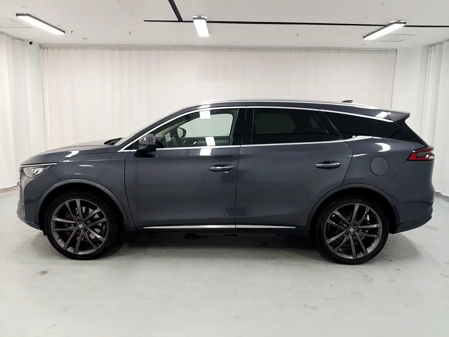 BYD Tang DM