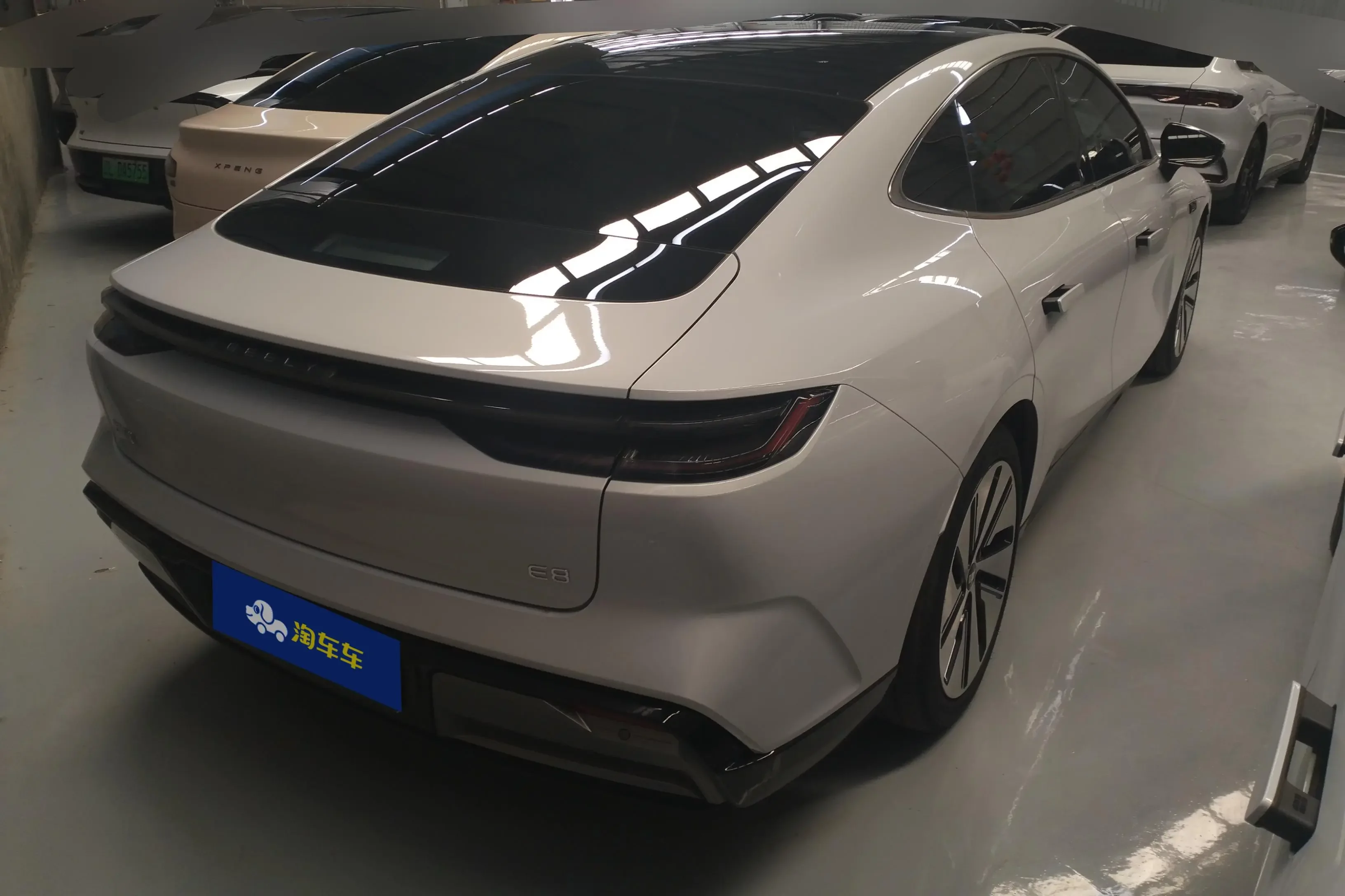 Geely Galaxy E8
