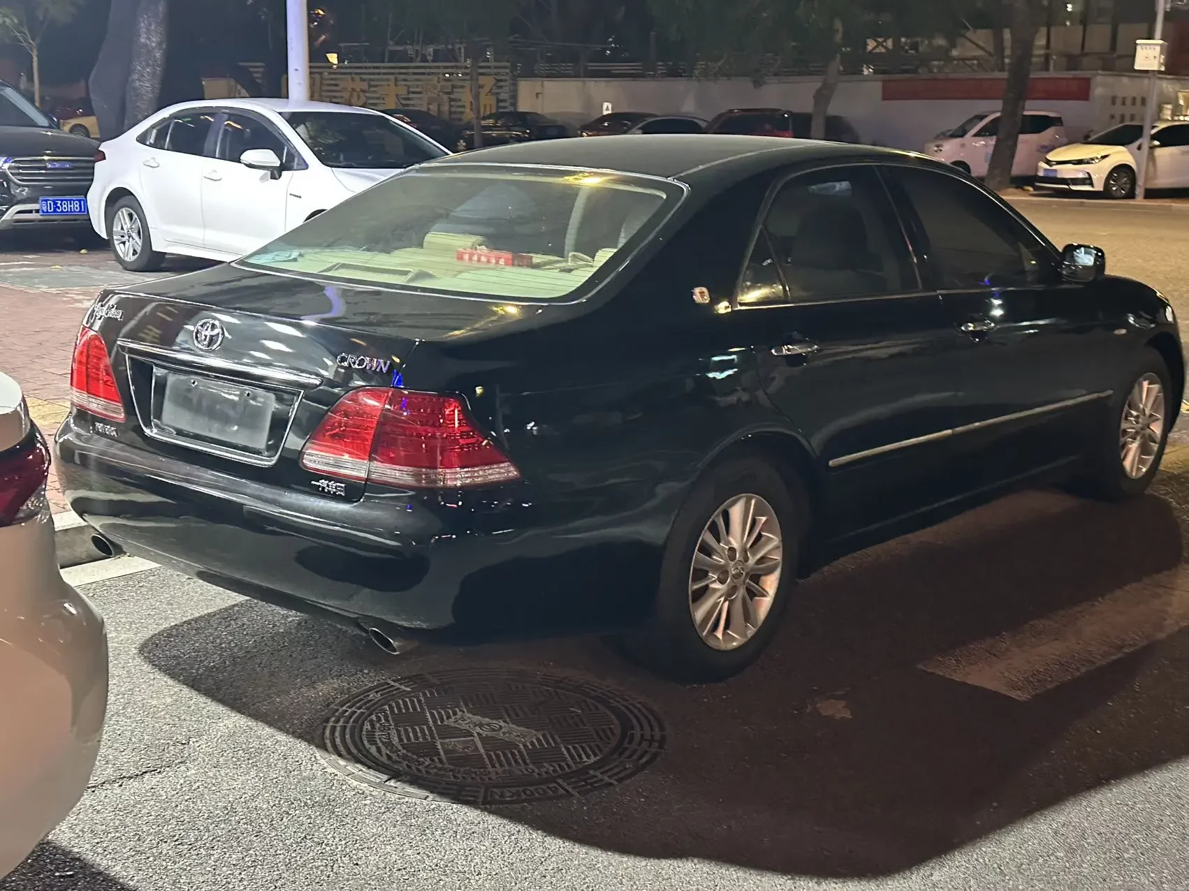 Toyota crown