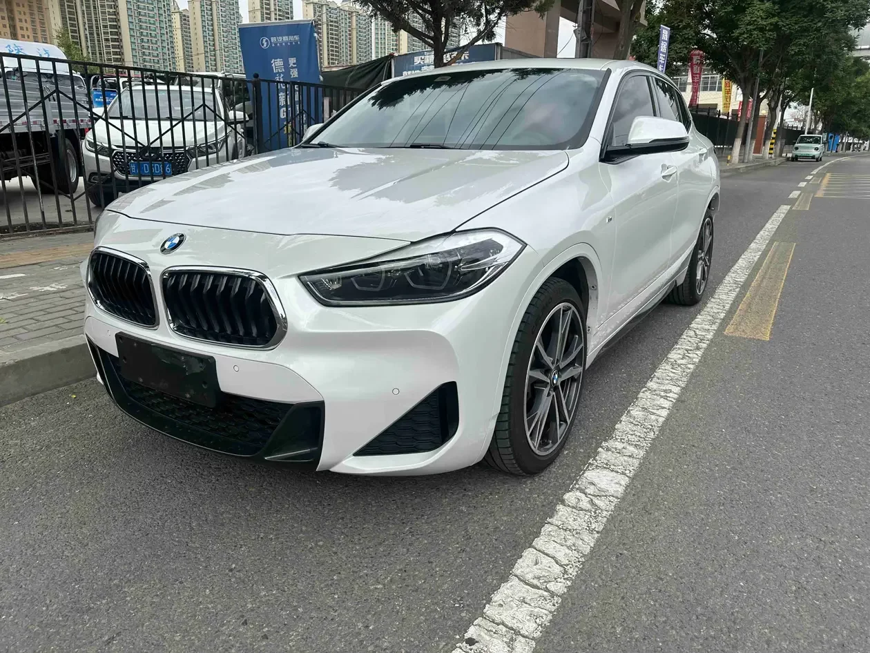 BMW X2
