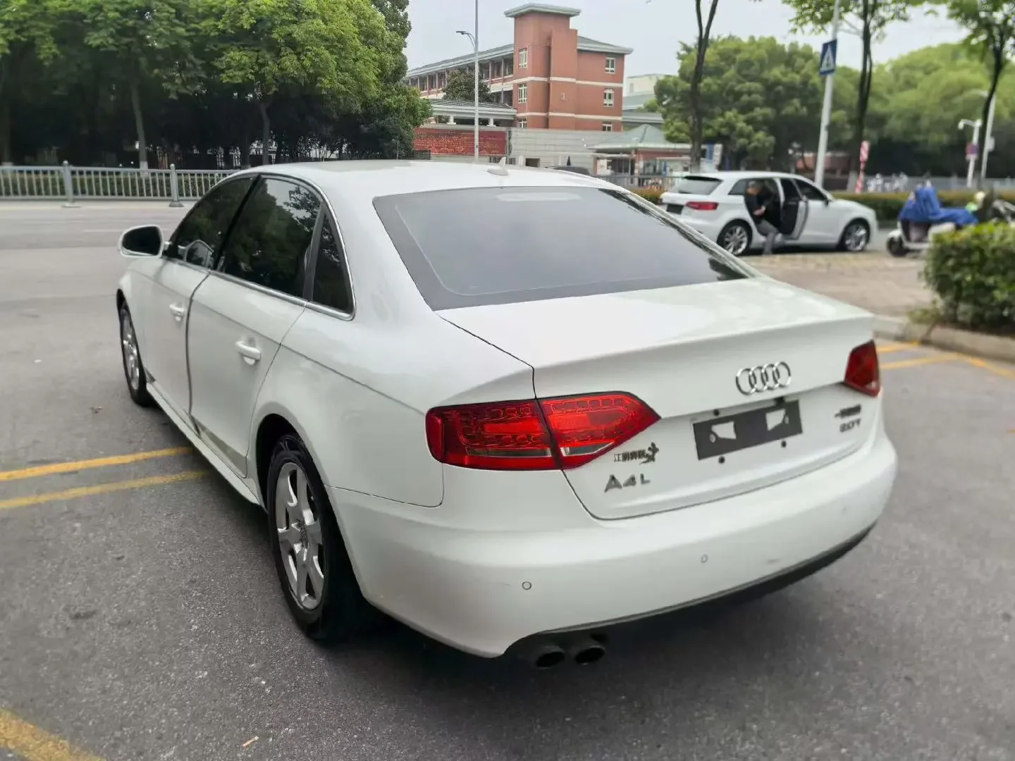 Audi A4L