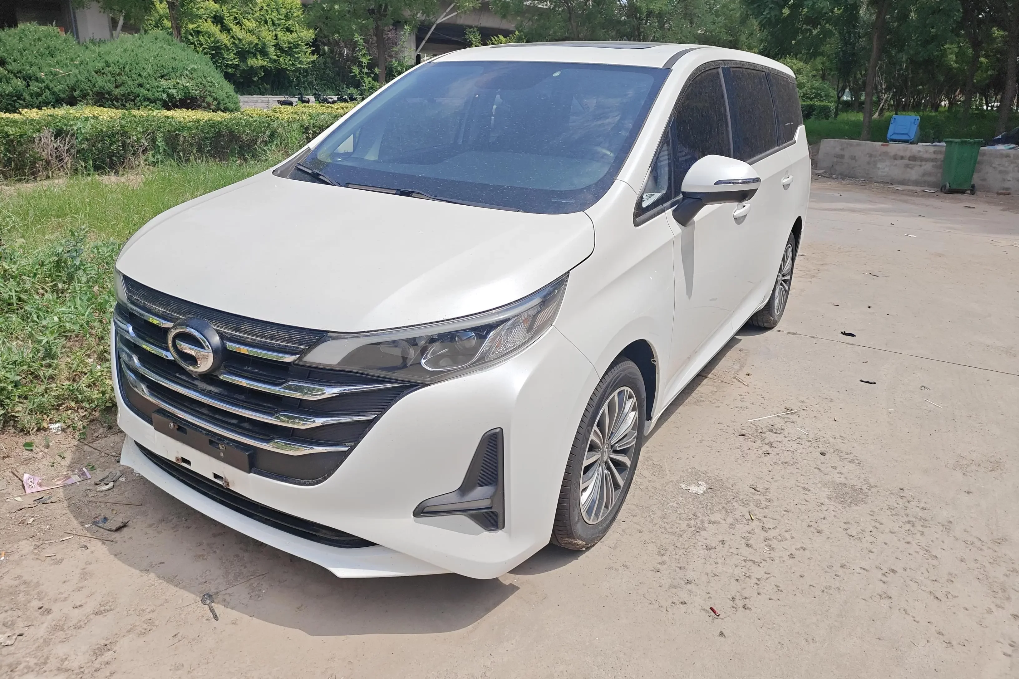 GAC Trumpchi M6  из Китая