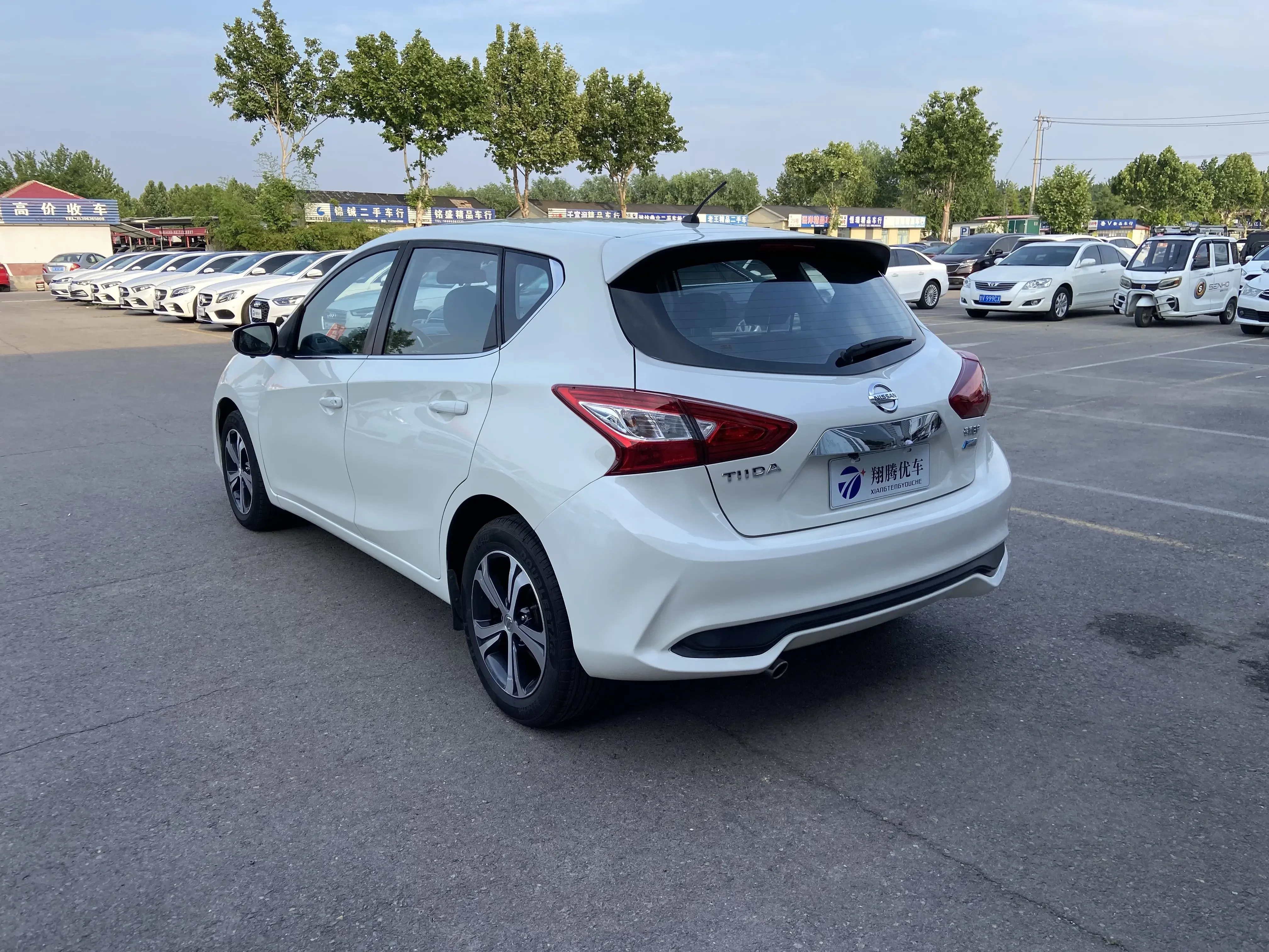 Nissan Tiida