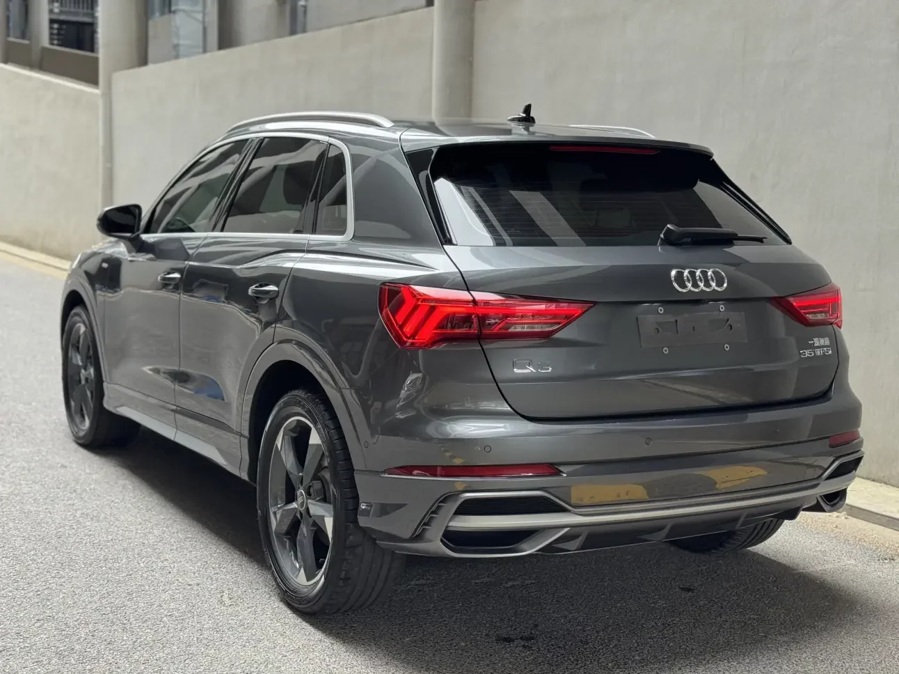 Audi Q3