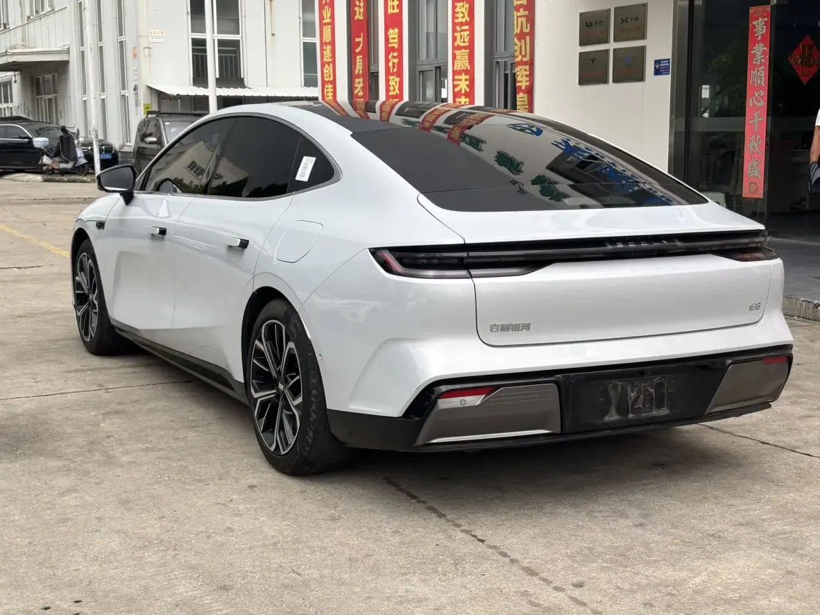 Geely Galaxy E8