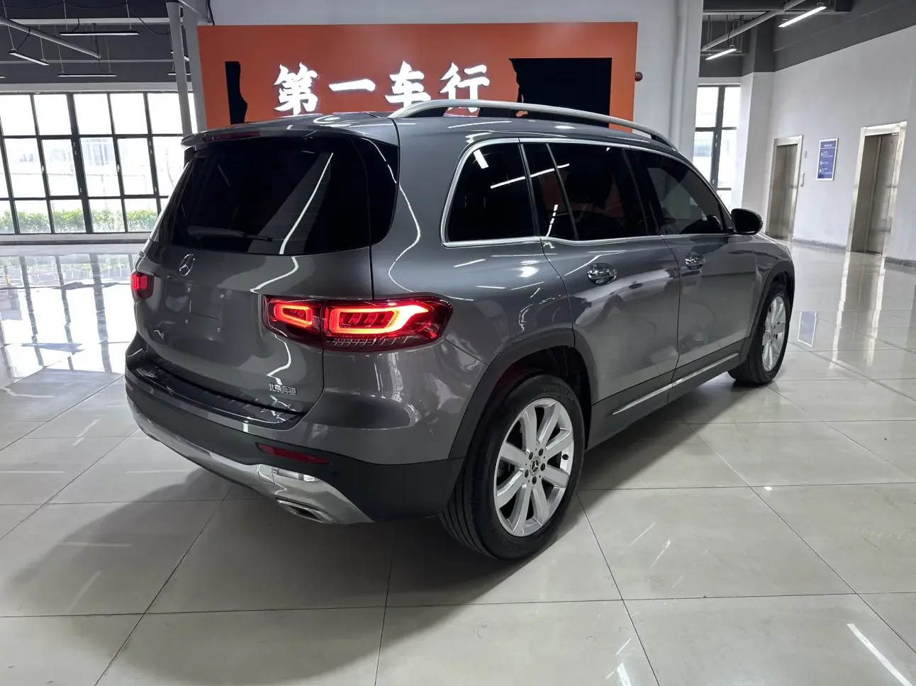 Mercedes-Benz GLB