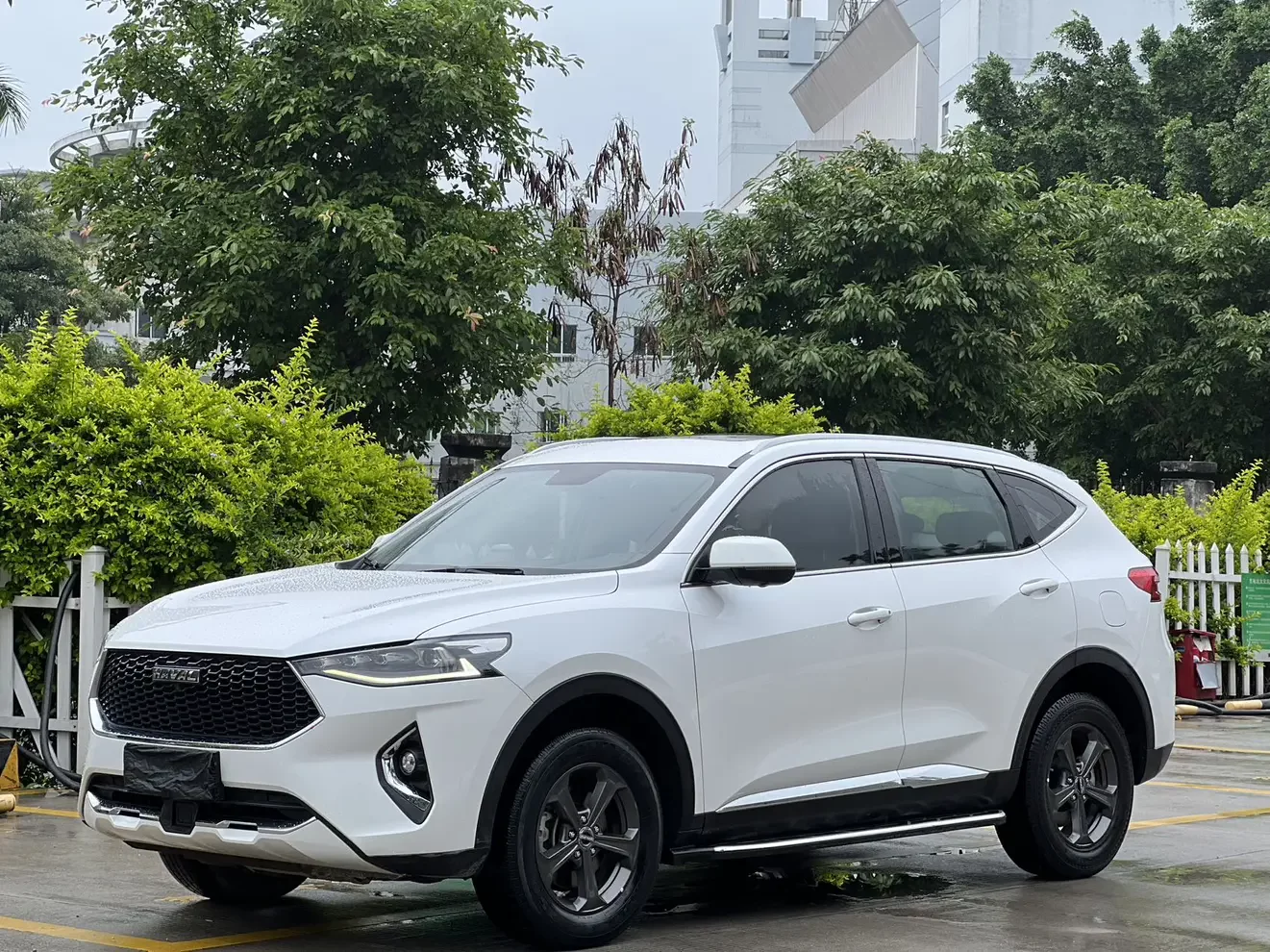 Haval F7