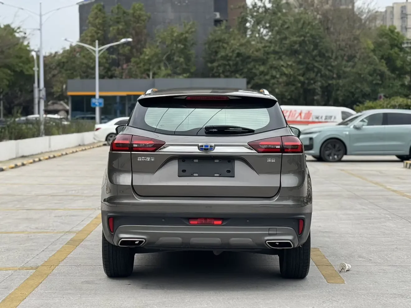 Geely Atlas