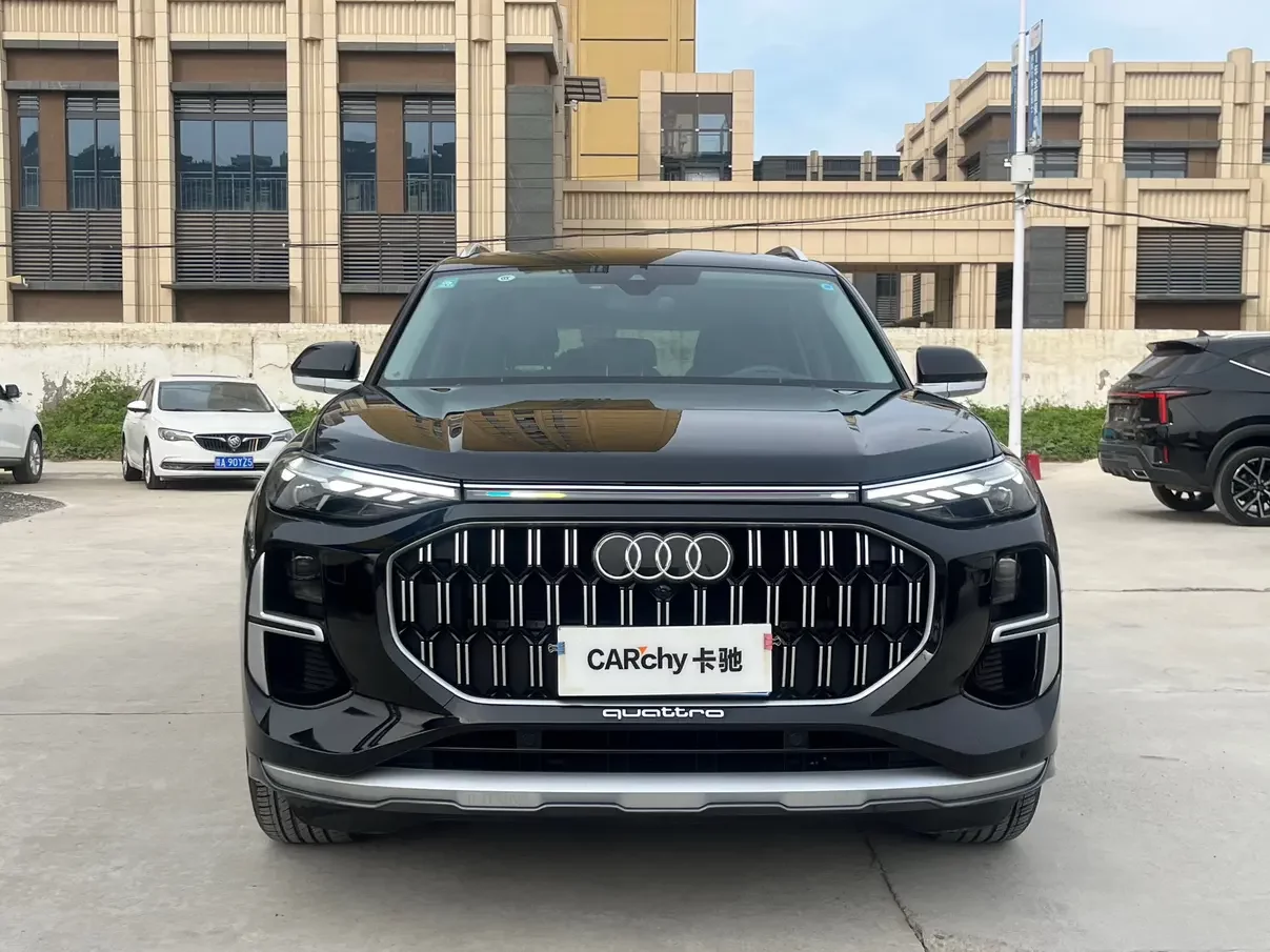 Audi Q6