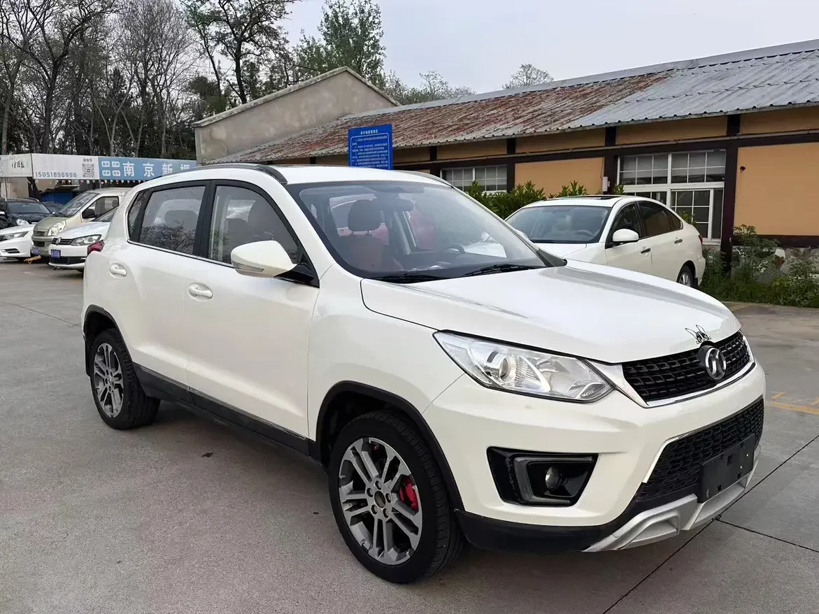 BAIC Shenbao X35