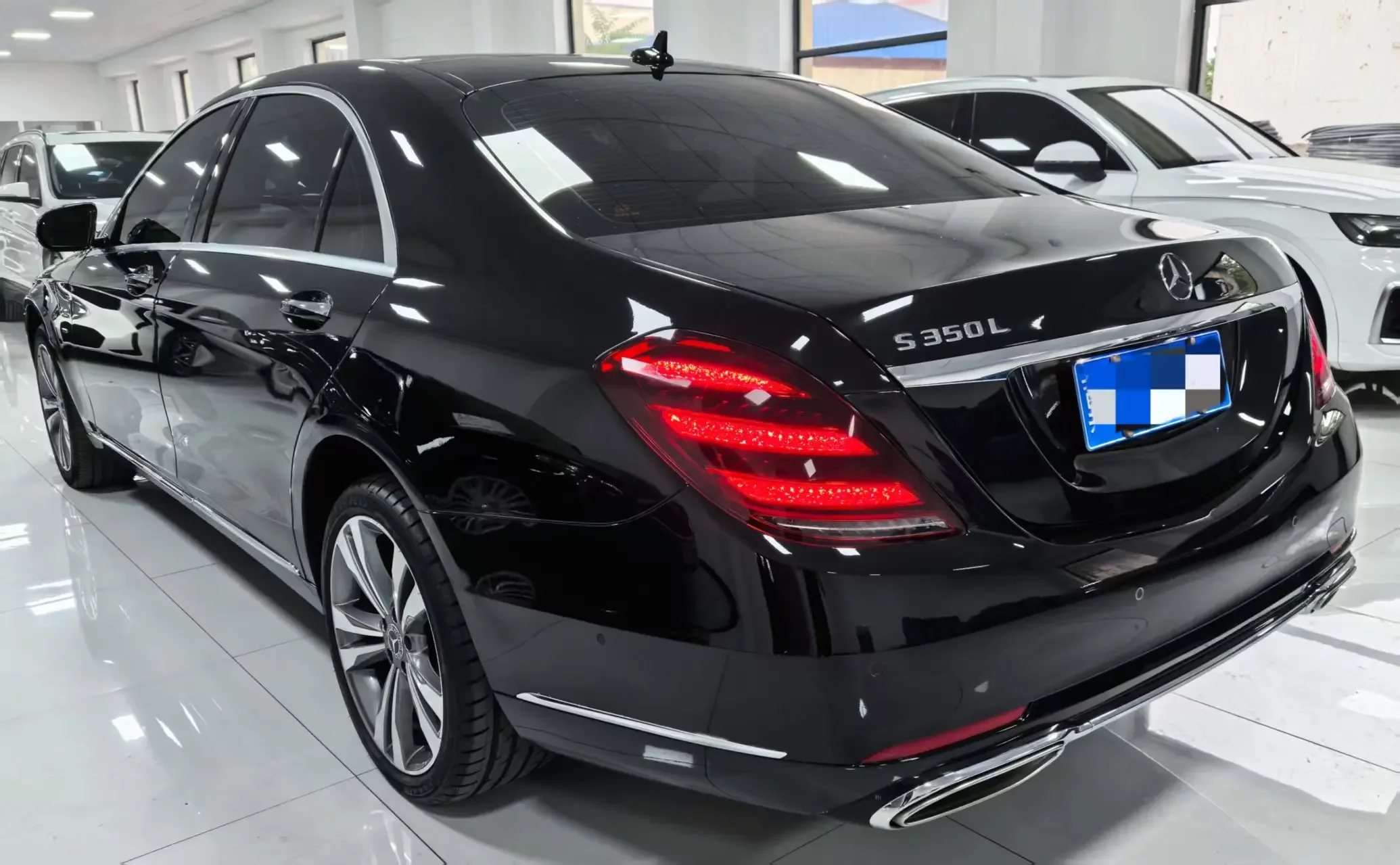 Mercedes-Benz S Class