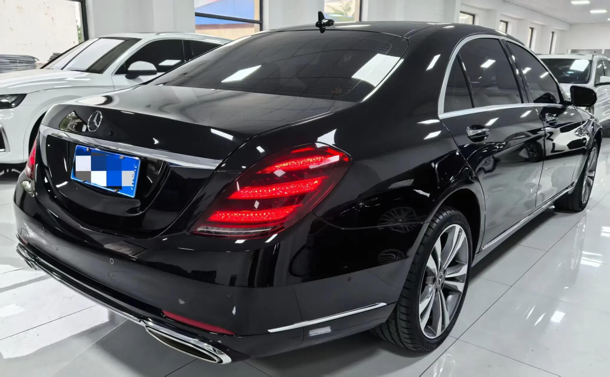 Mercedes-Benz S Class