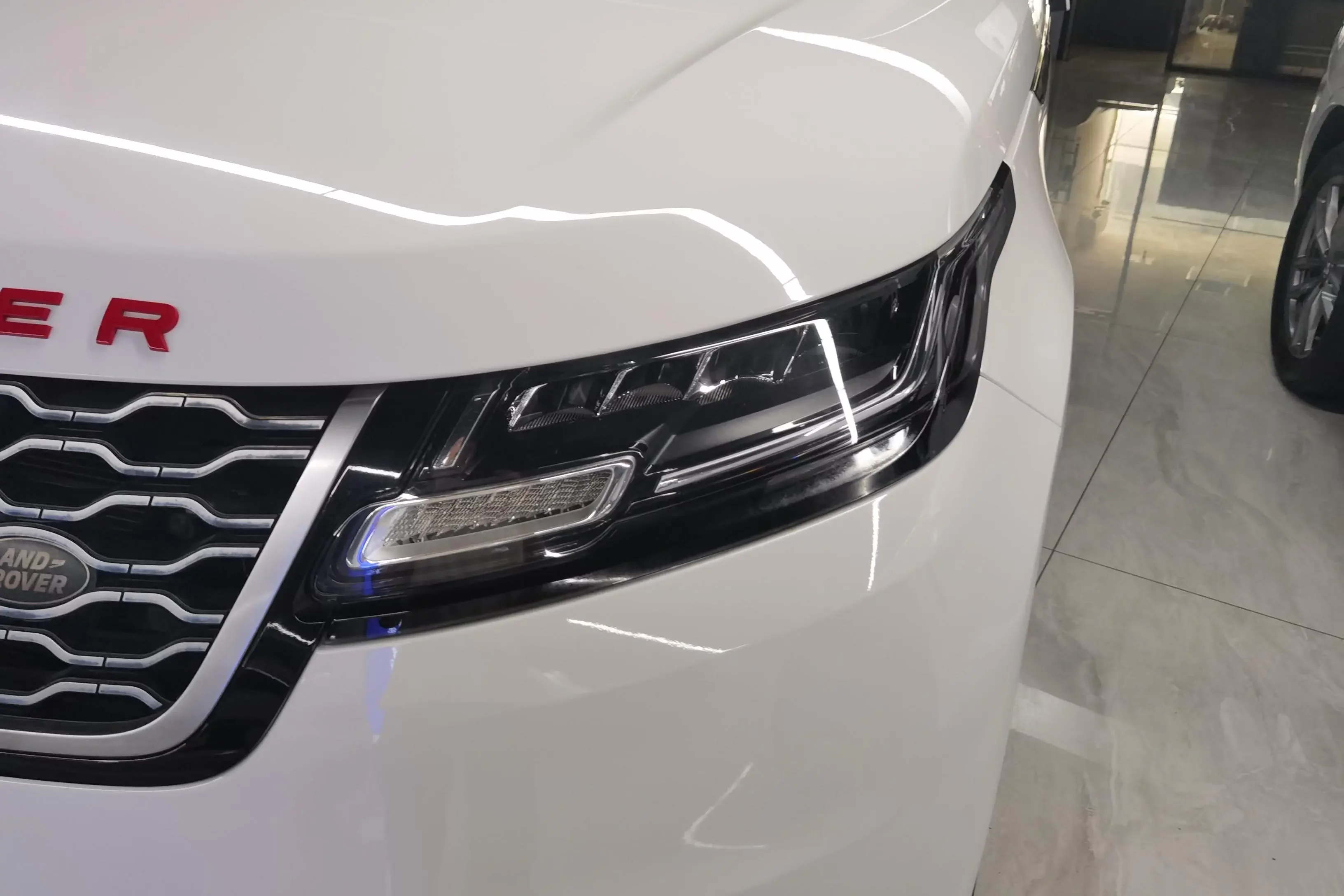 Land Rover Range Rover Velar