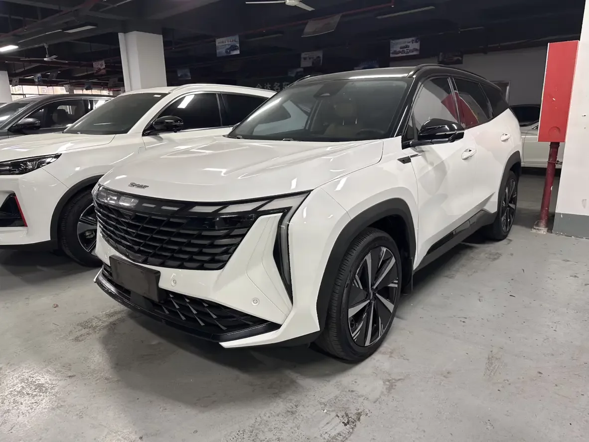 Geely Atlas L