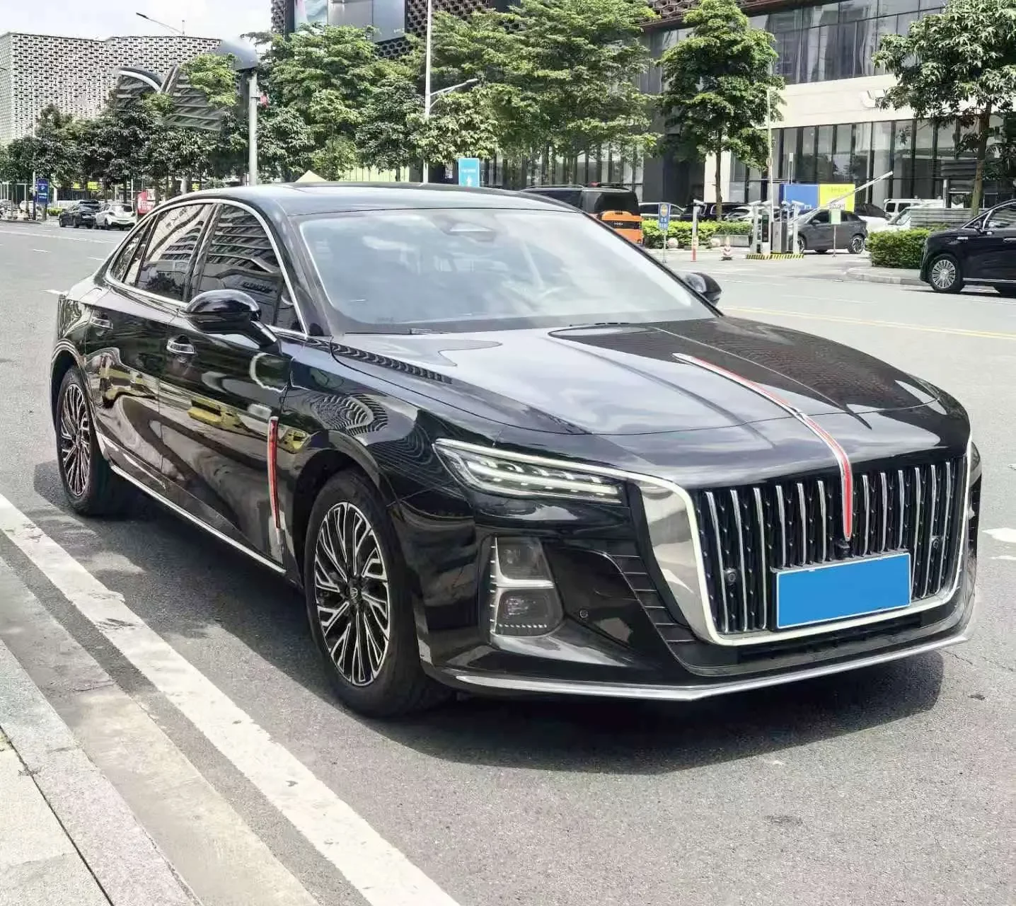 Hongqi H5