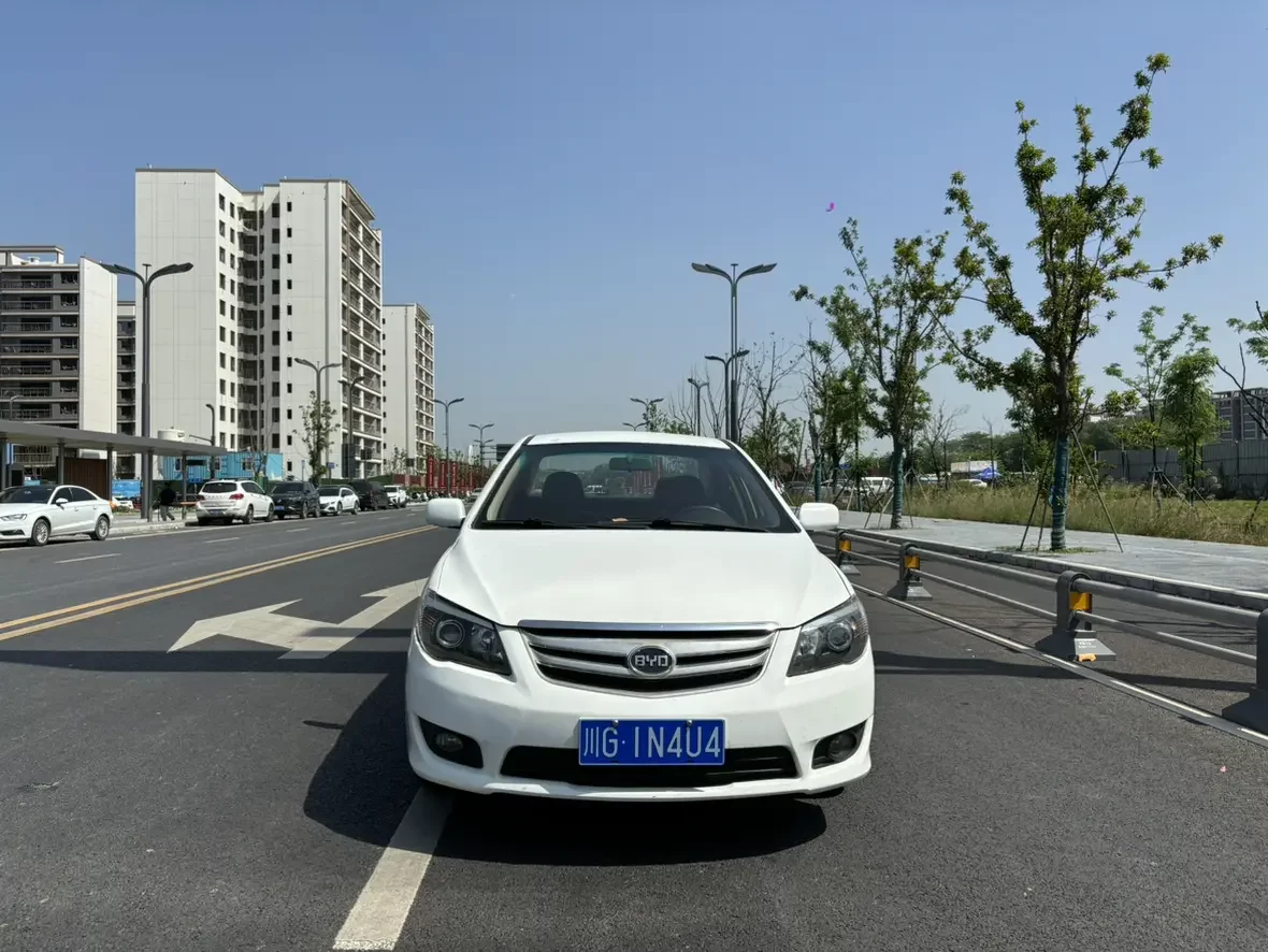 BYD L3