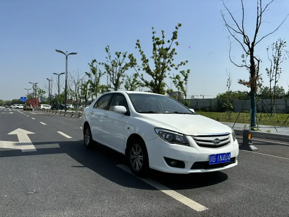 BYD L3