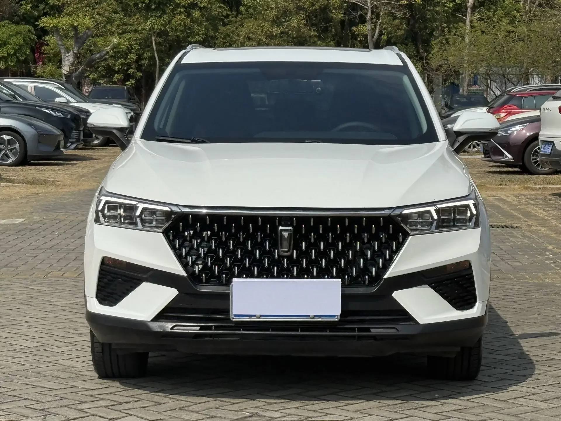 FAW Bestune T77
