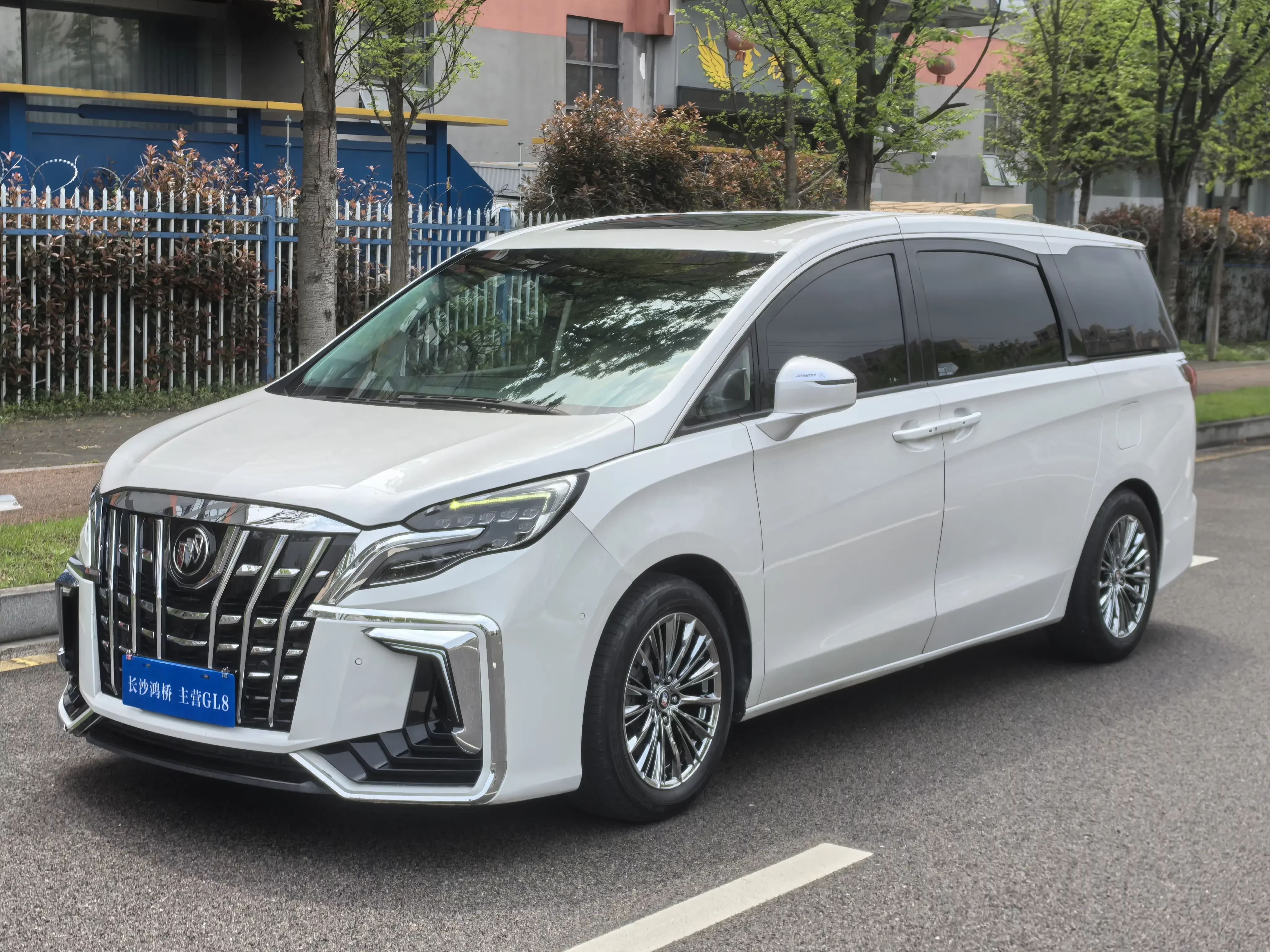 Buick GL8