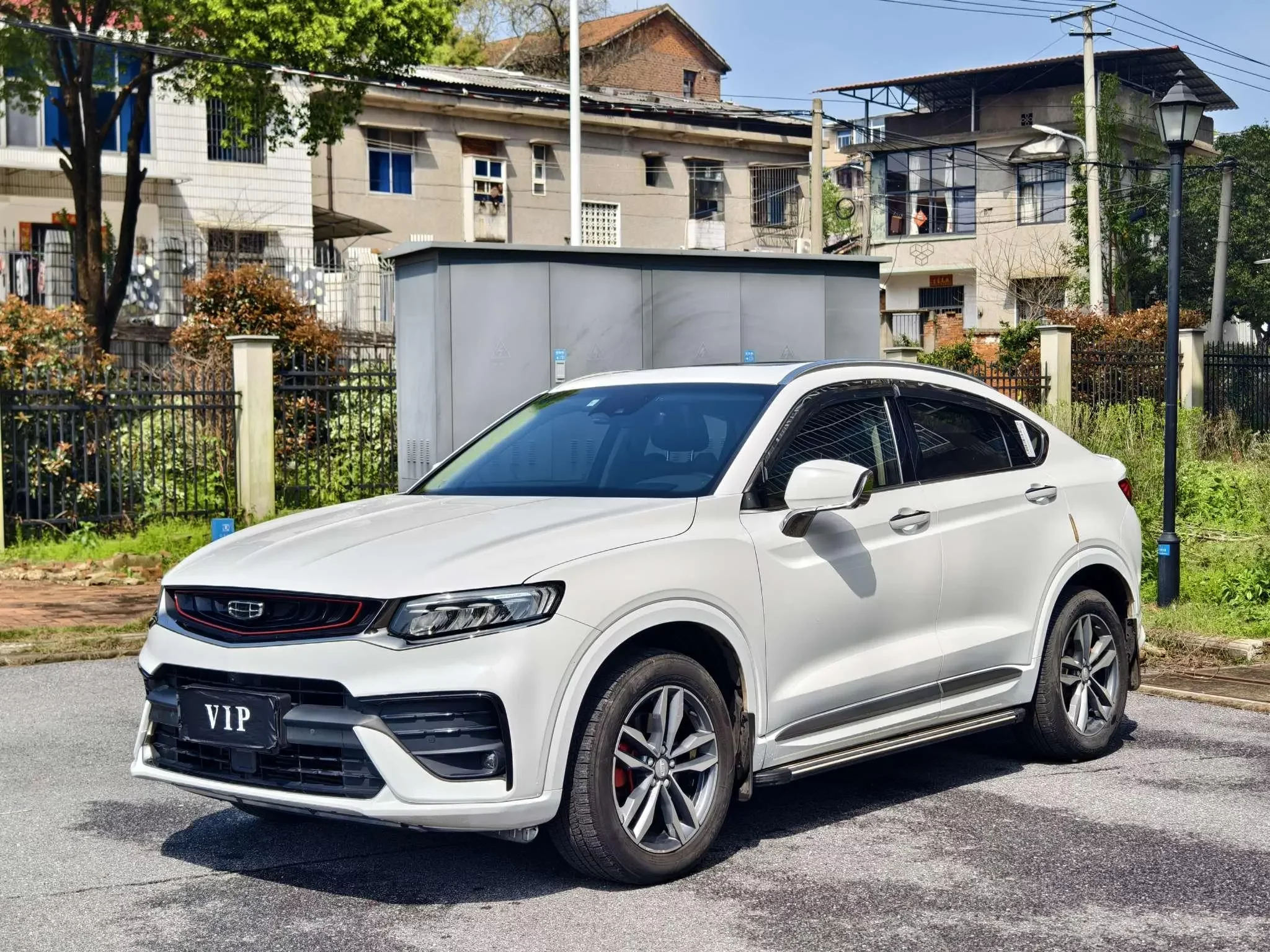 Geely Tugella