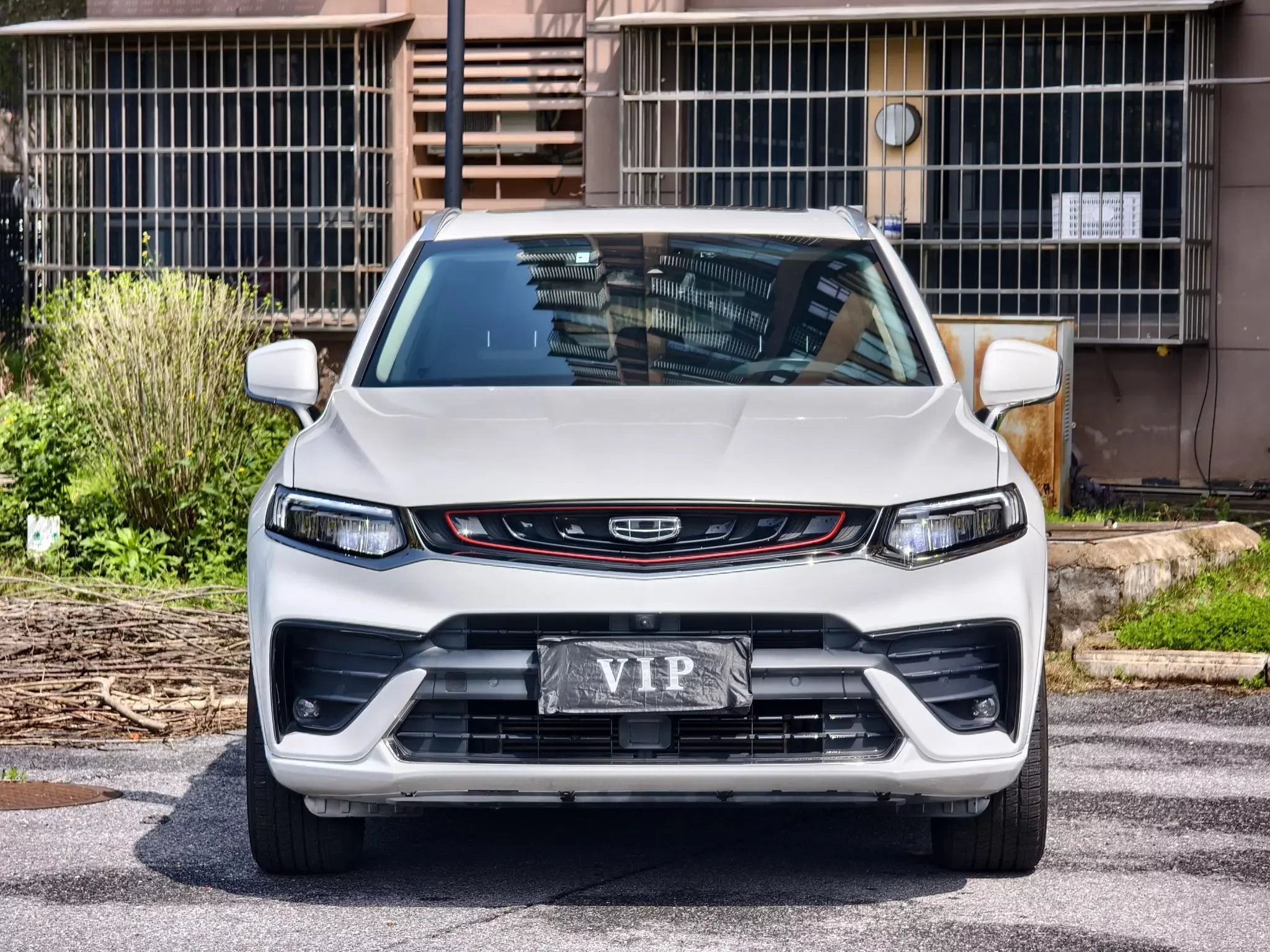 Geely Tugella