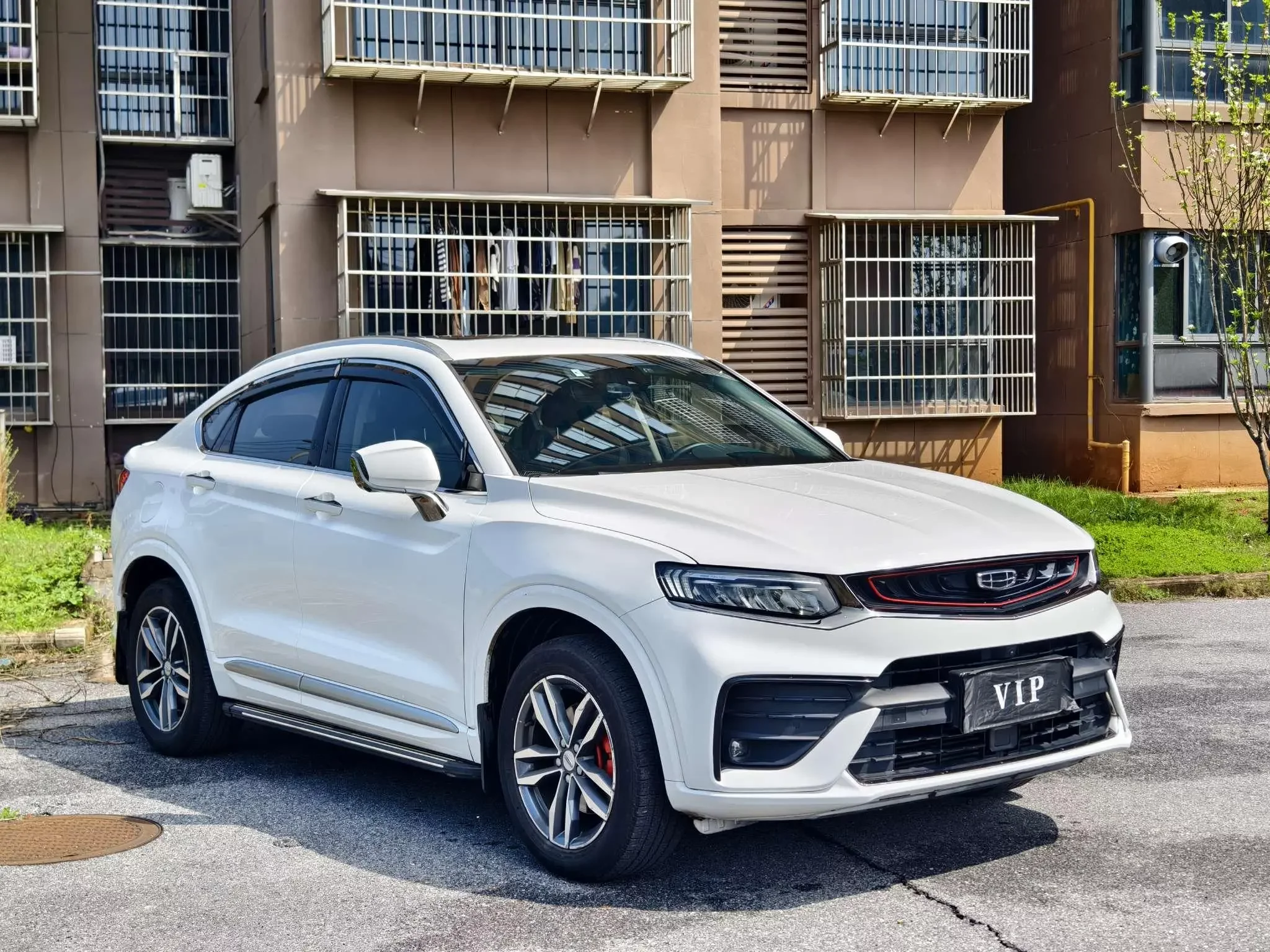 Geely Tugella