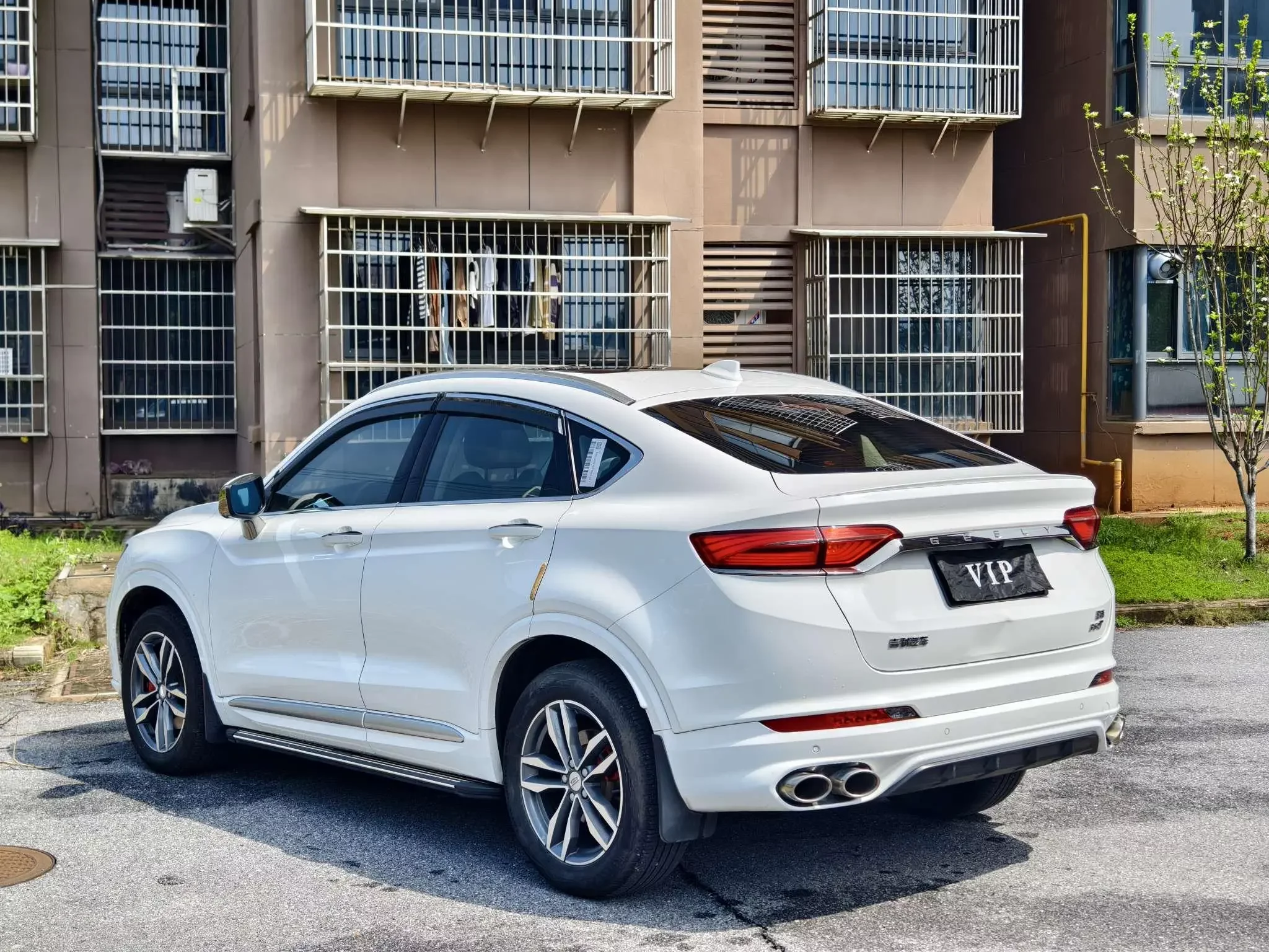 Geely Tugella
