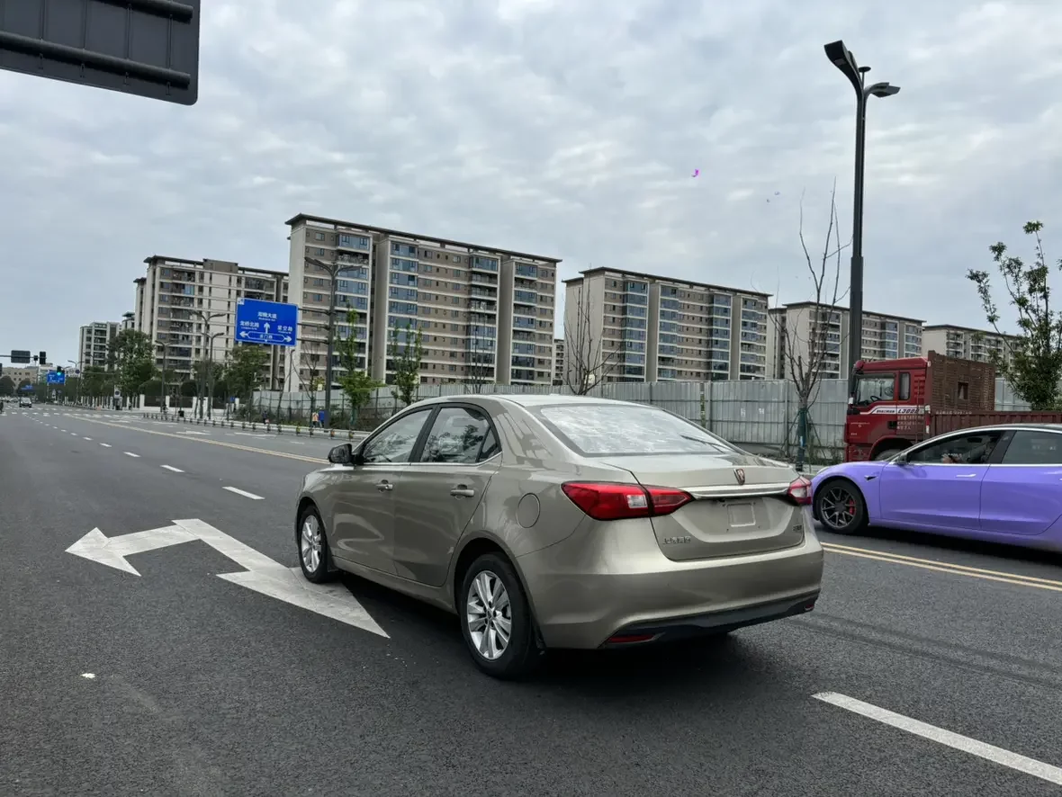 Roewe 360