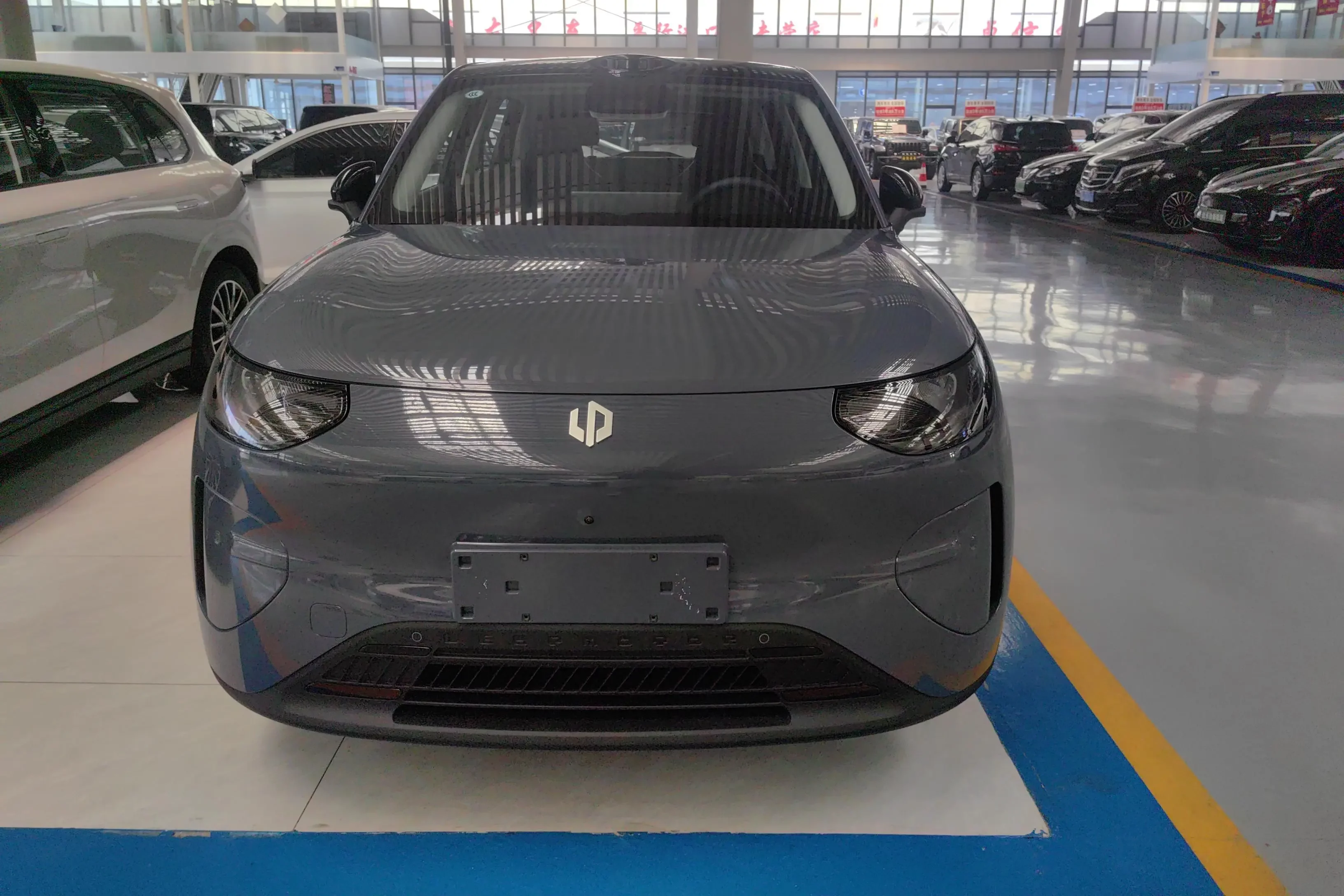 Leapmotor A10