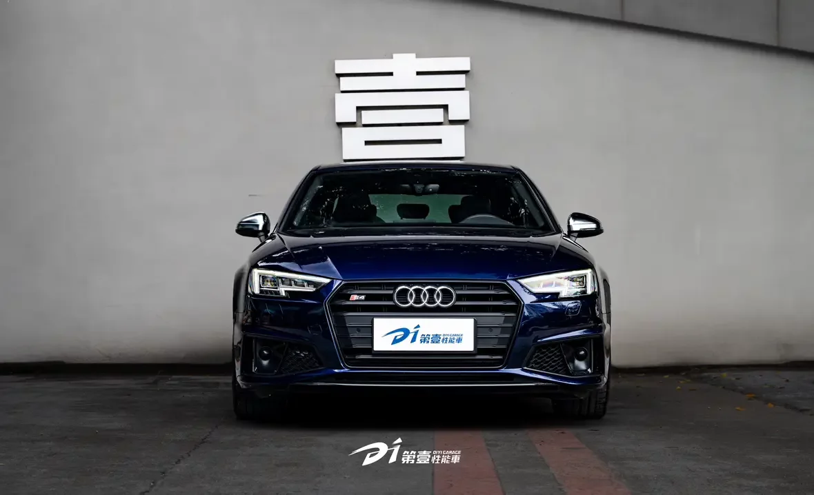 Audi S4