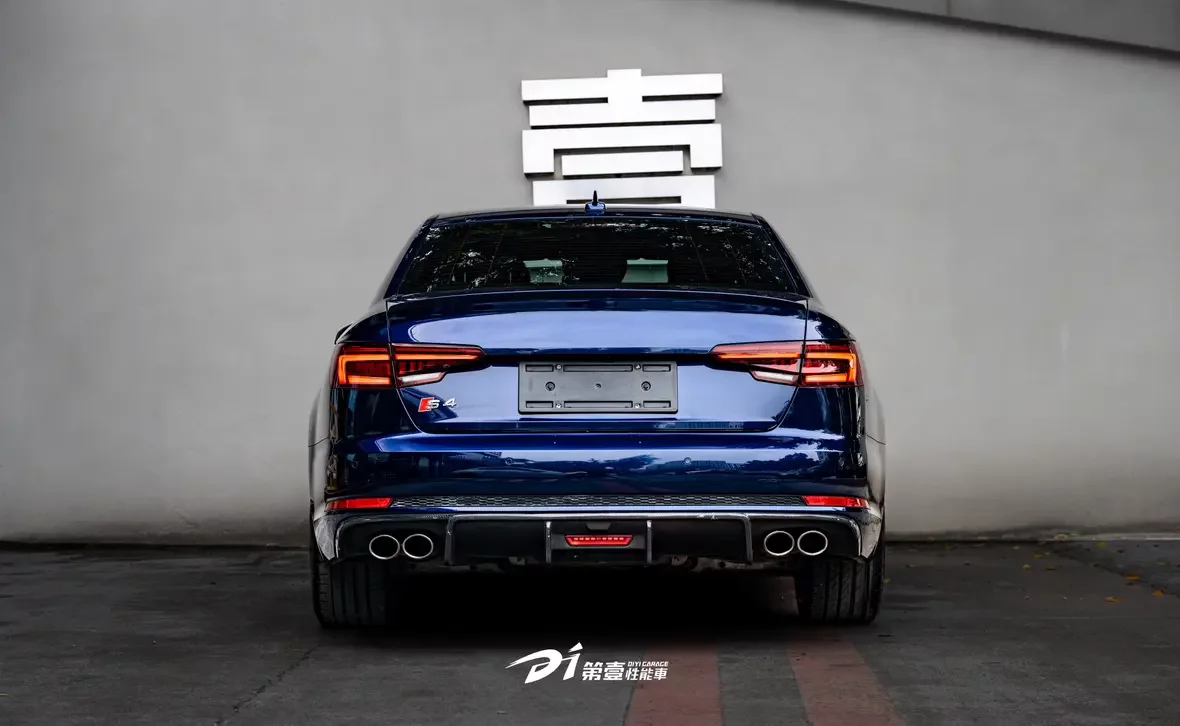 Audi S4