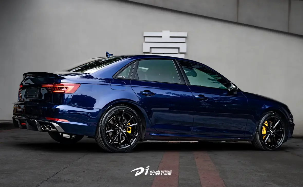 Audi S4