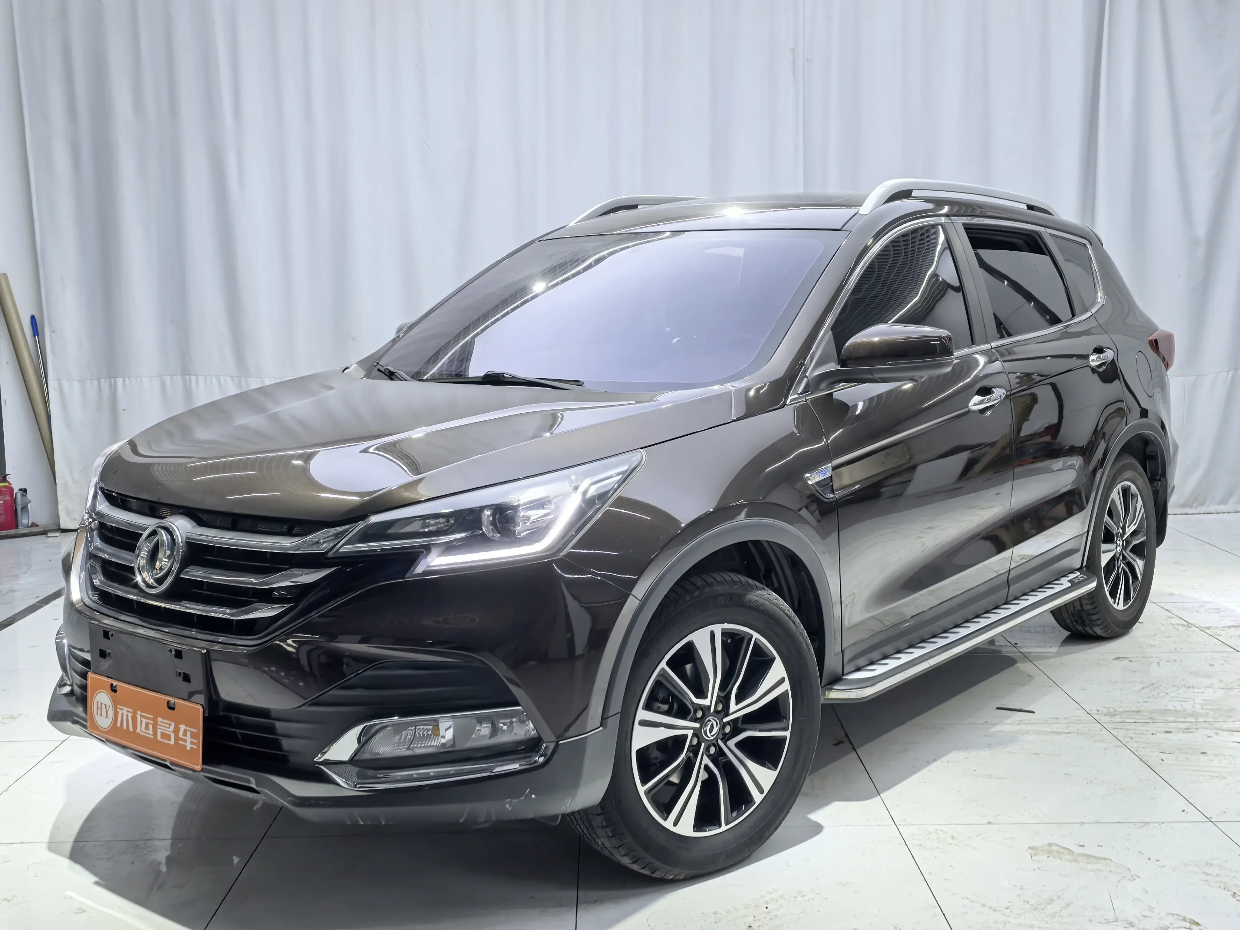 Dongfeng Fengshen AX7