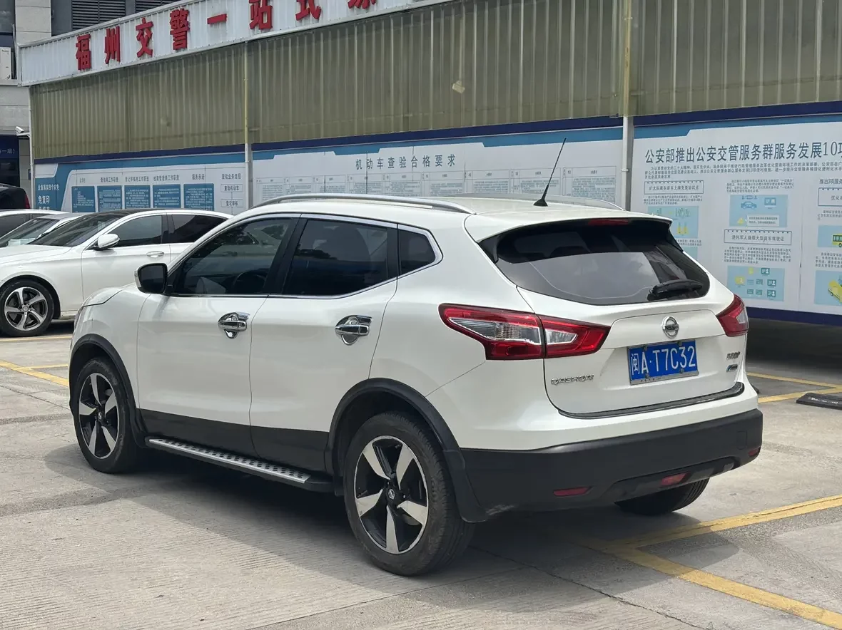 Nissan Qashqai