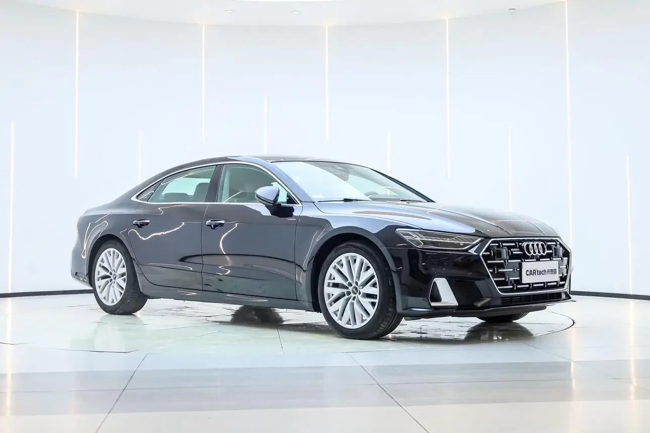 Audi A7L