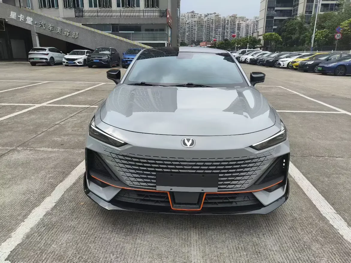 Changan UNI-V  из Китая